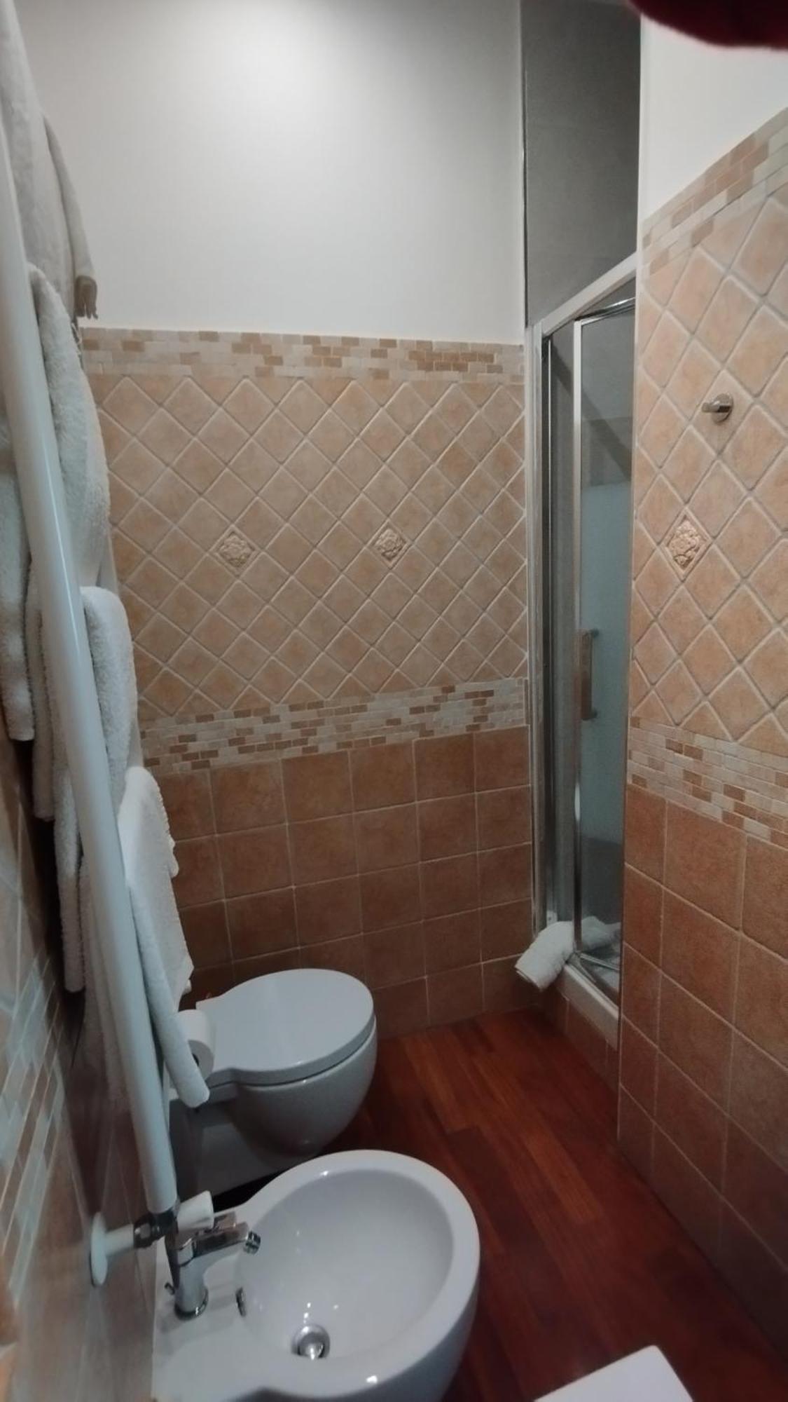 Deluxe Double Room Balcony Sea View,1499824192:JPEG
