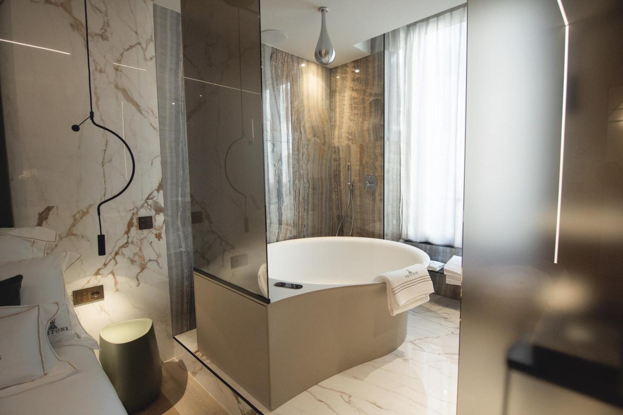 Double Room with Spa Bath,1503089752:JPEG