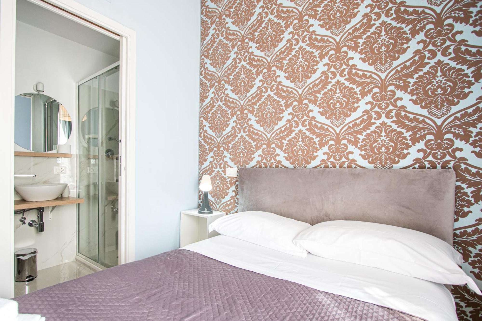 Small Double Room,1504553578:JPEG