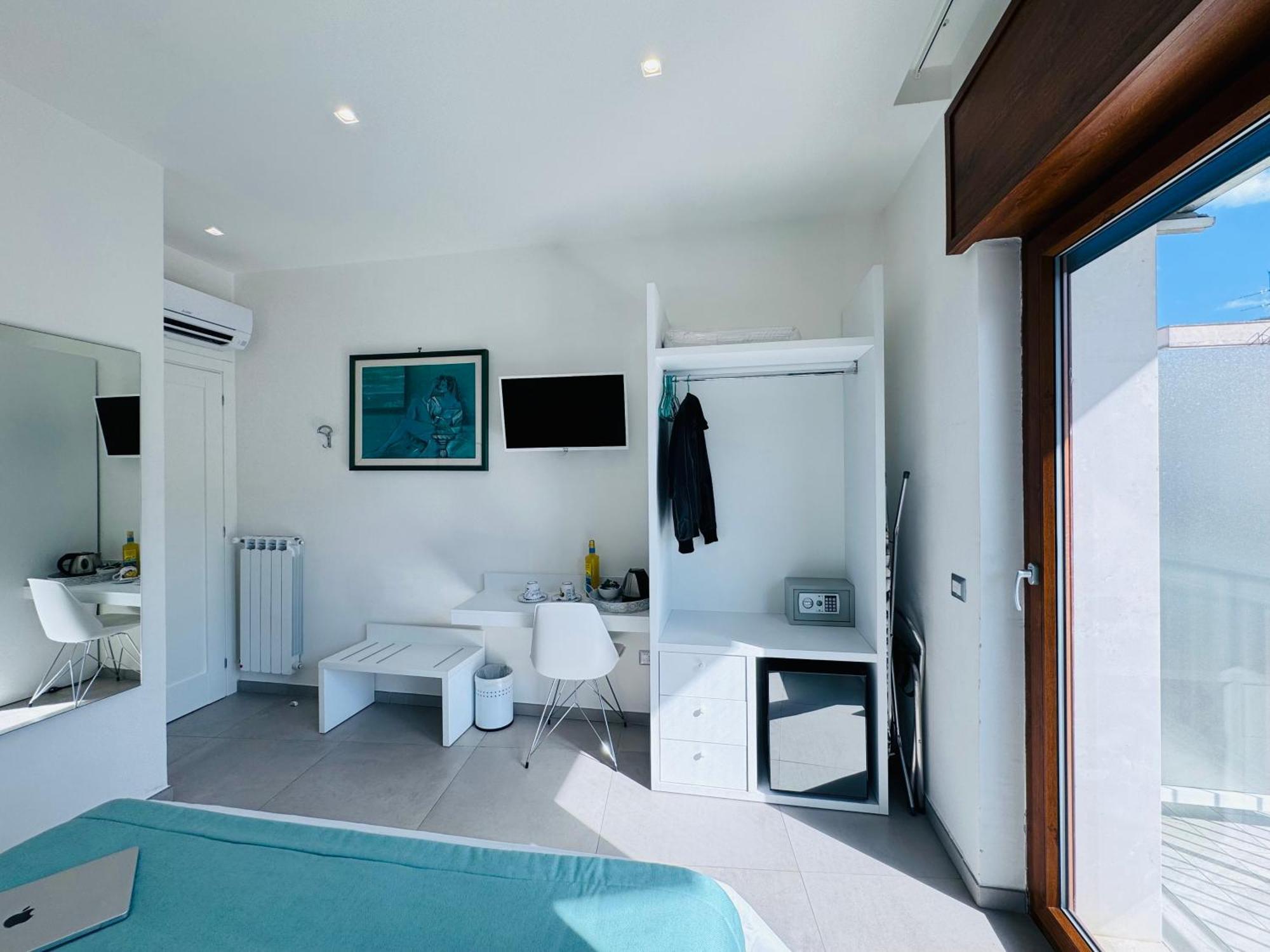 Deluxe Double Room Balcony