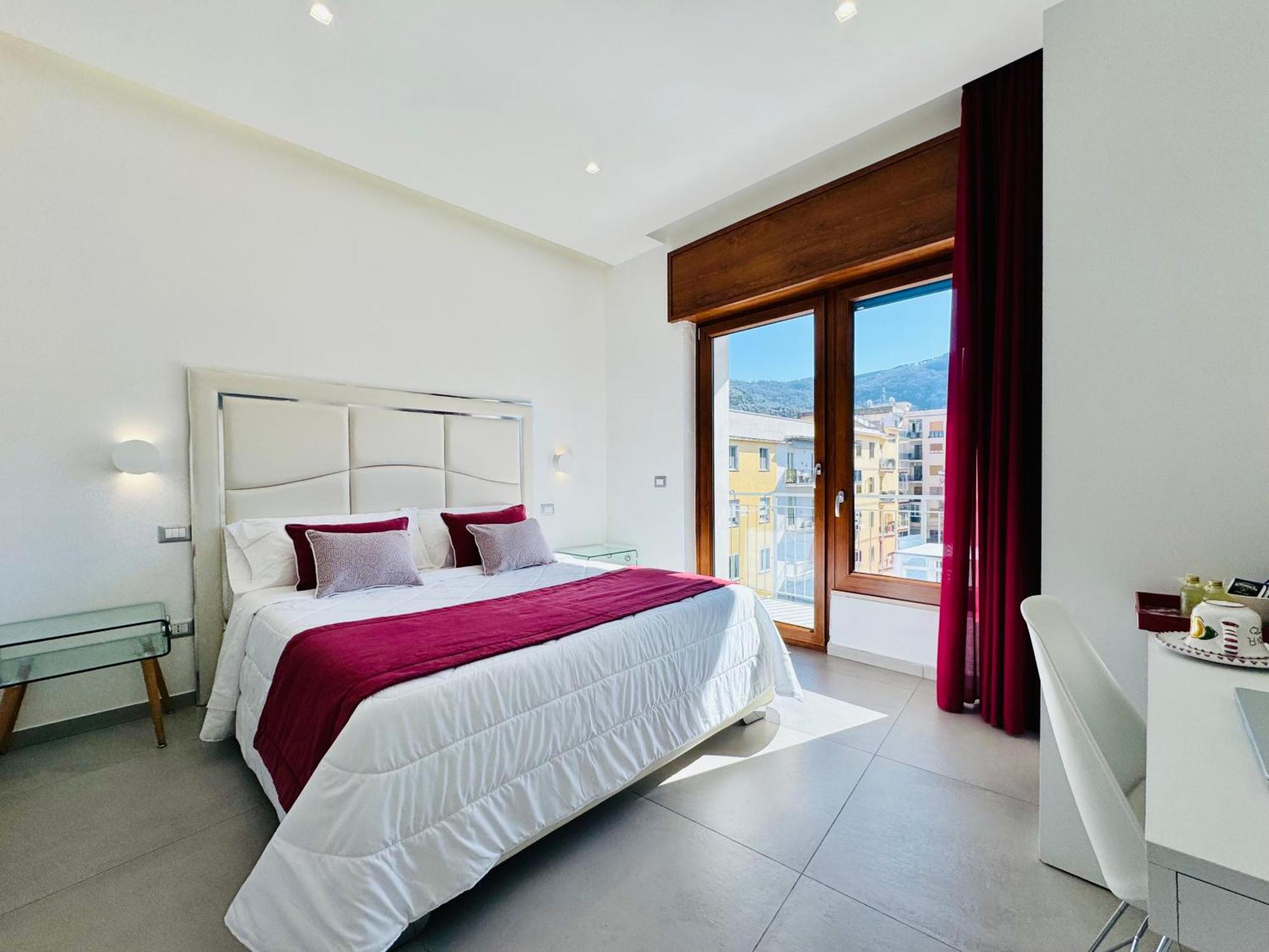 Deluxe Double Room Balcony