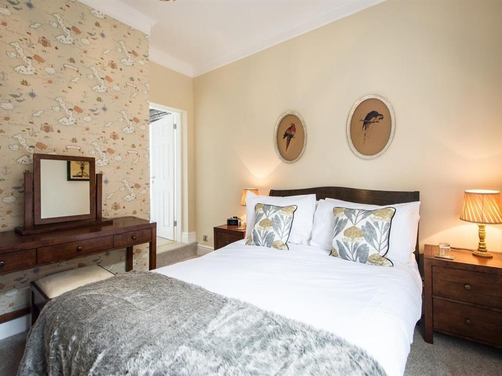 Double Room with Private Bathroom,1588035045:JPEG