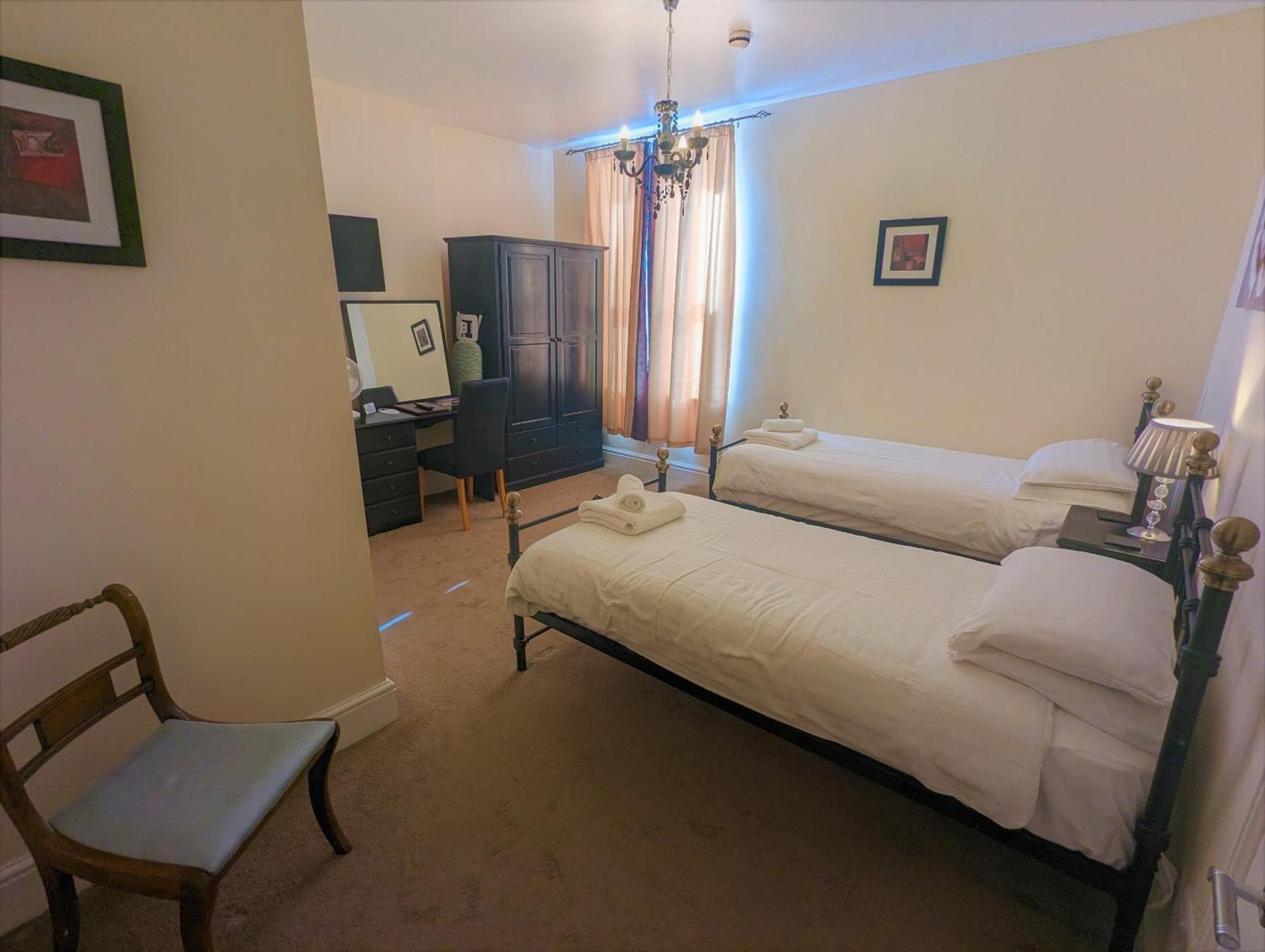 Deluxe Twin Room