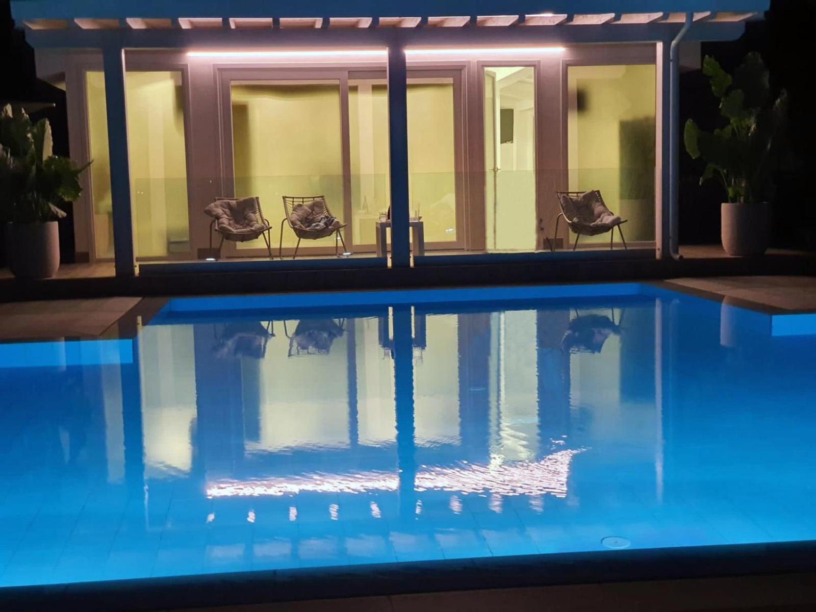 Suite Private Pool