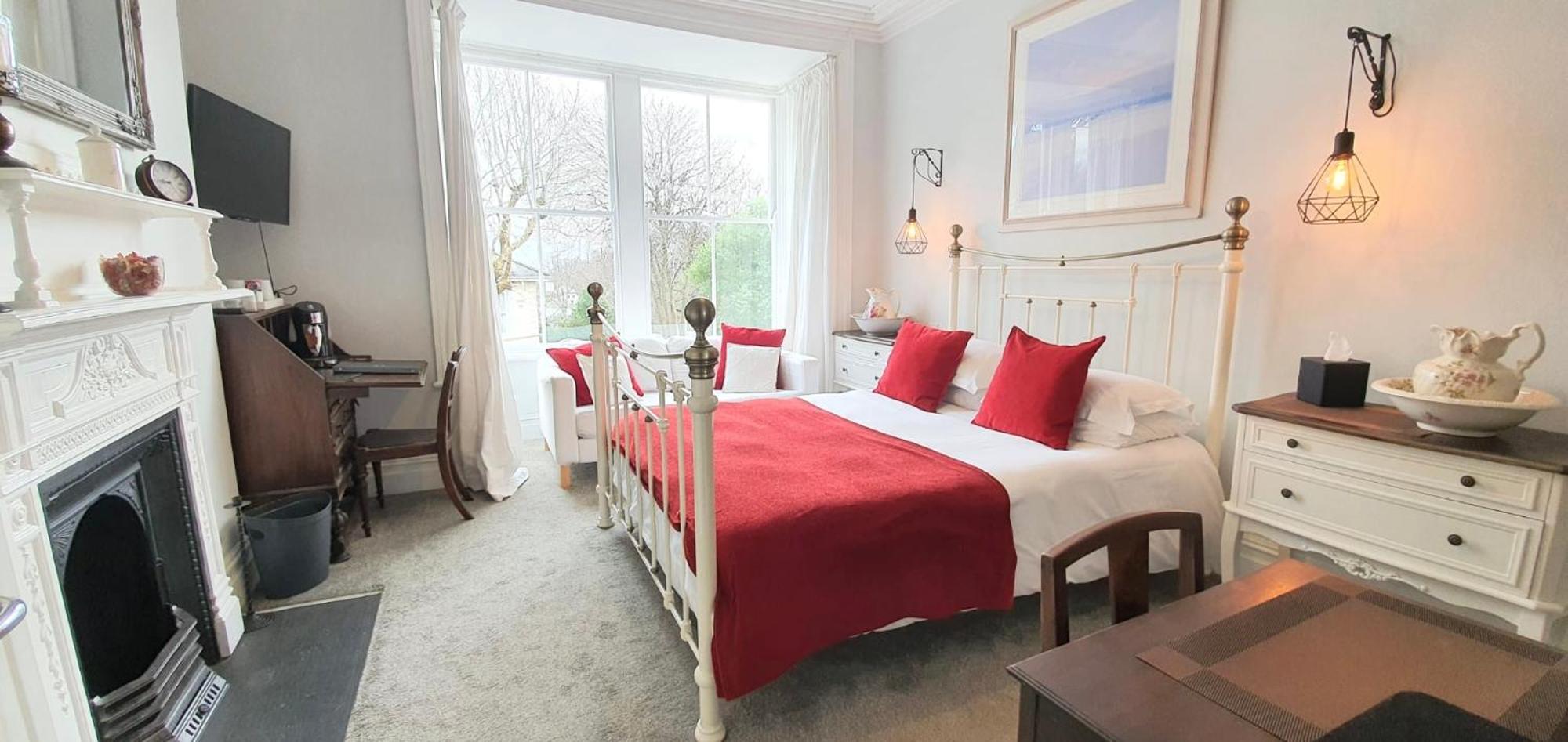 Deluxe King Room,1357687028:JPEG