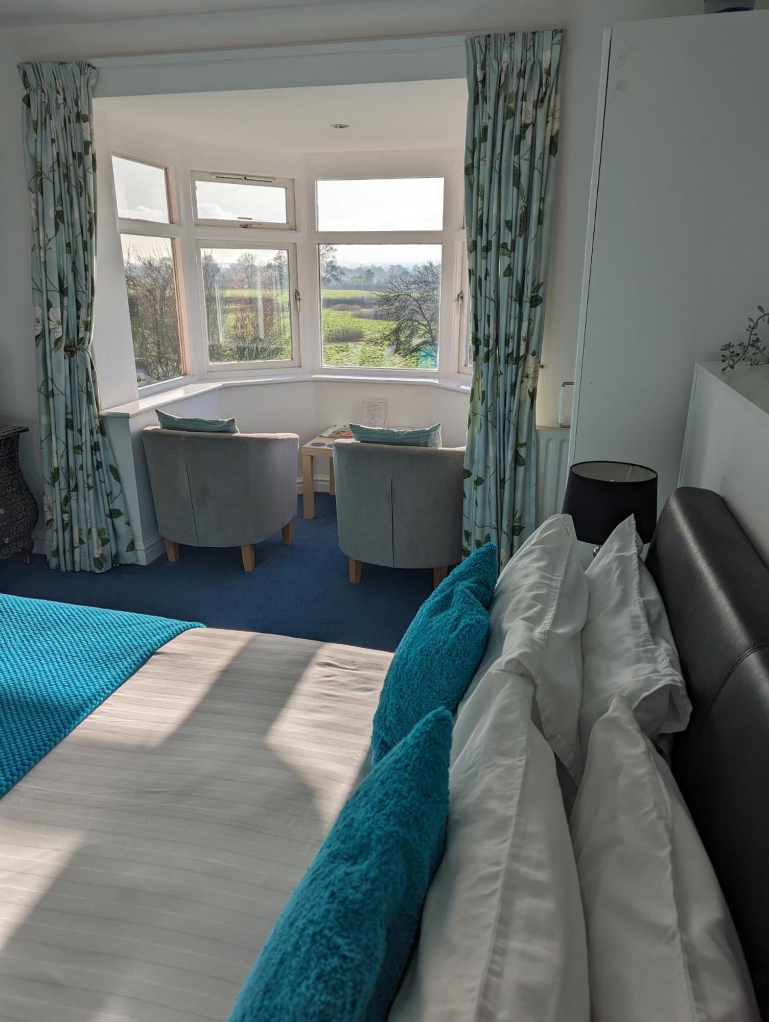 Standard Double Room,1203150925:JPEG