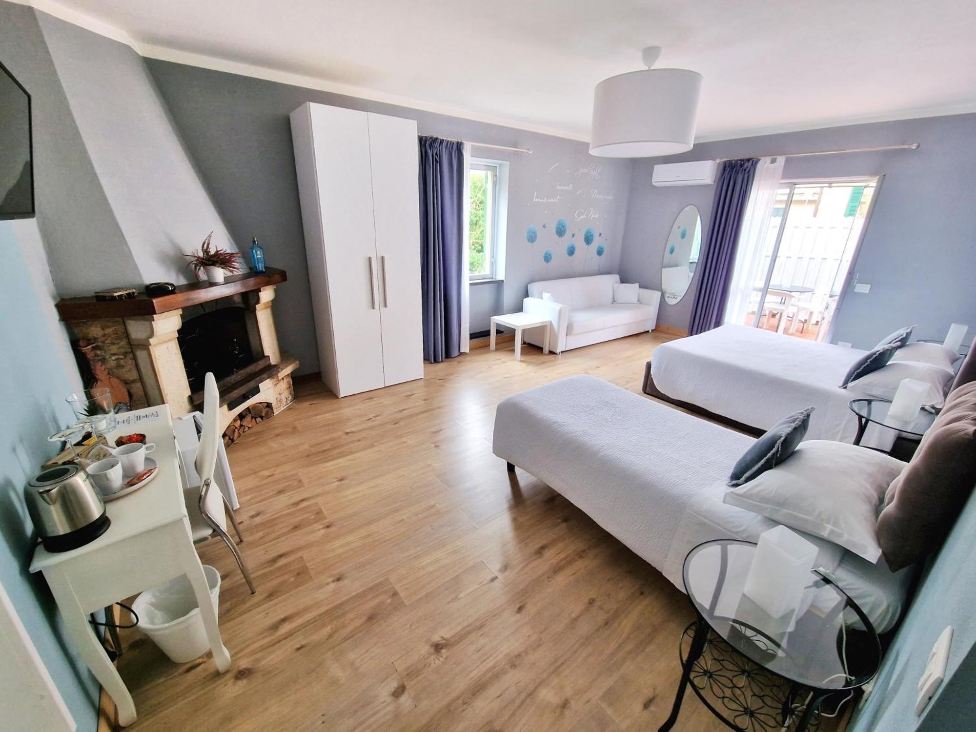 Triple Room Terrace