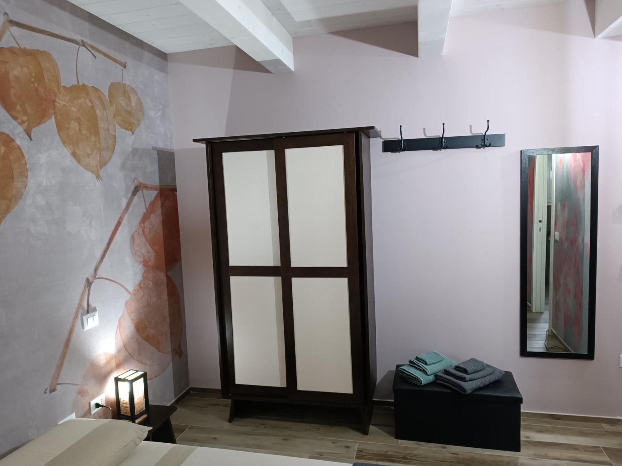 Deluxe Double Room with Balcony,1532284282:JPEG