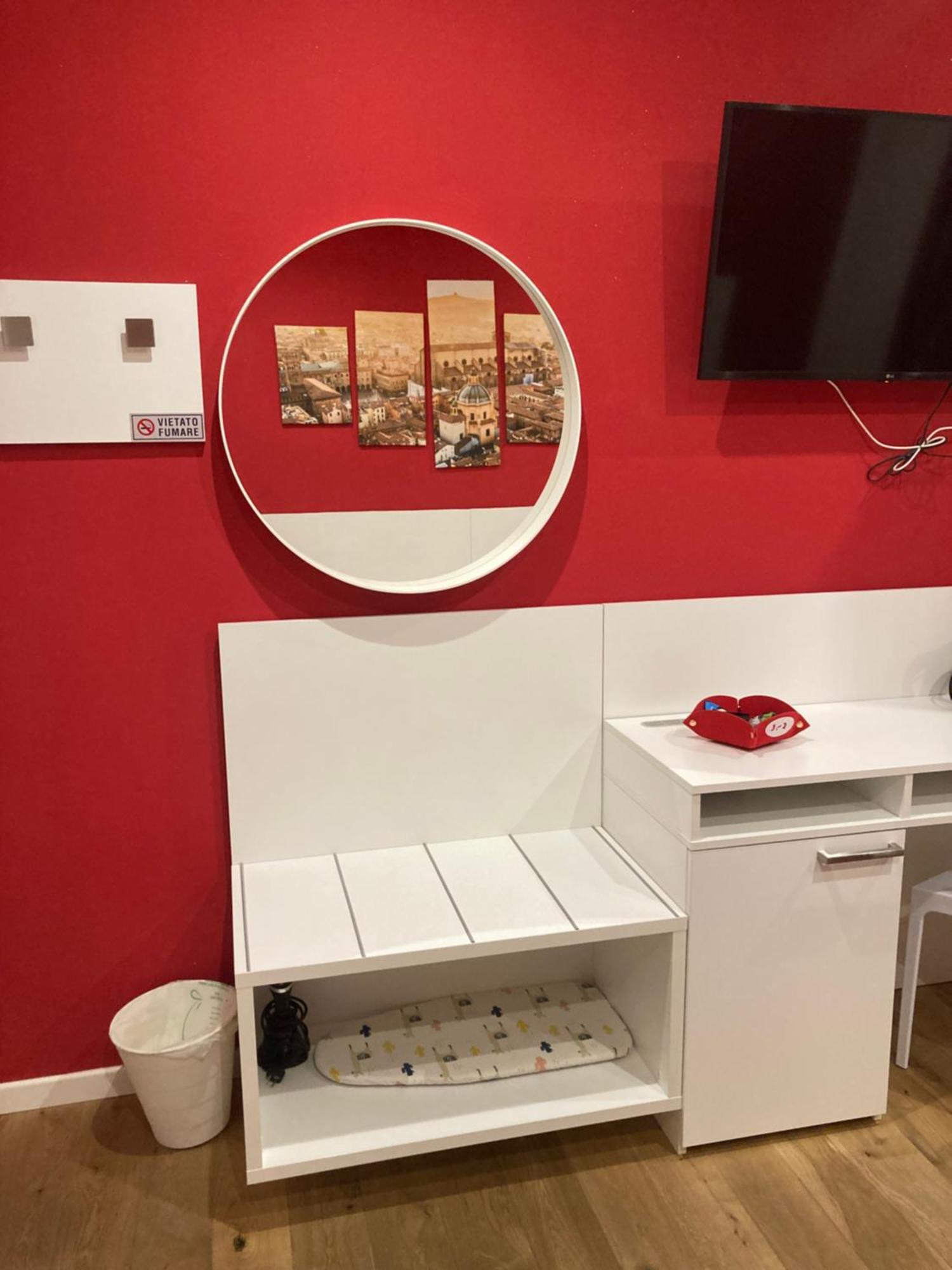Double or Twin Room Private Bathroom