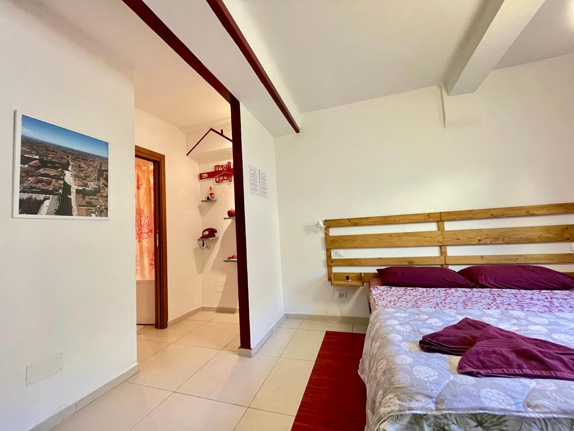 Double Room Private Bathroom