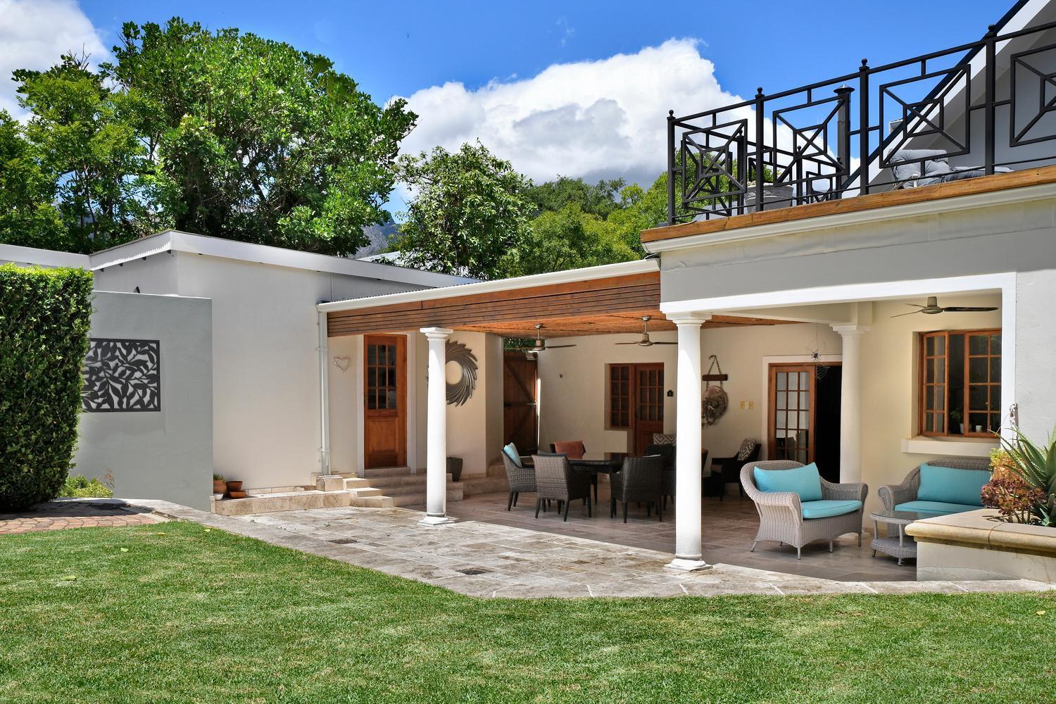 Petite Garden Room - King Double / Twin
