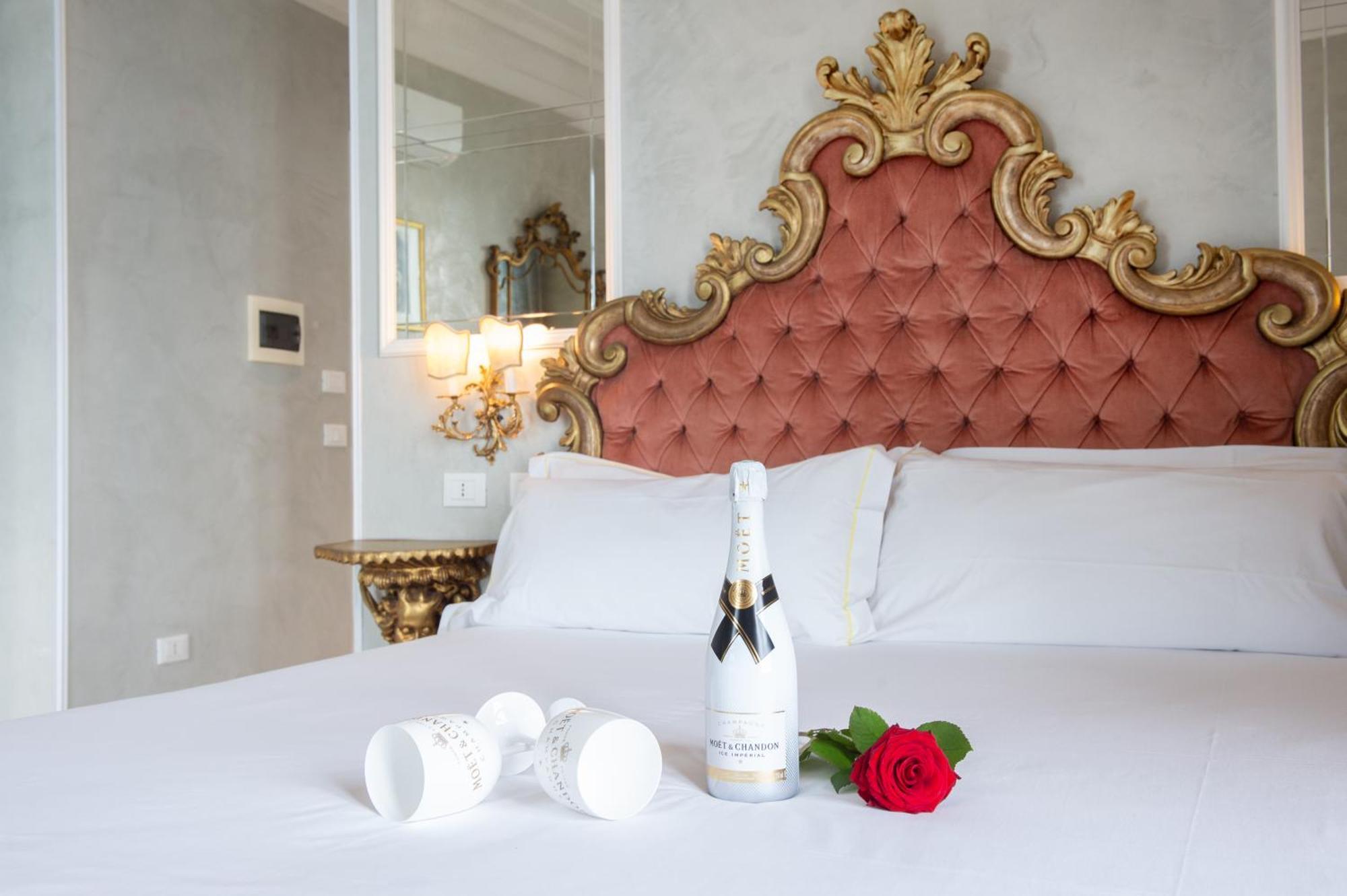 Deluxe Double or Twin Room Sea View