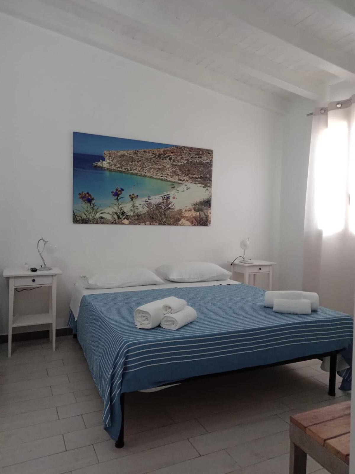 Double Room Private Bathroom