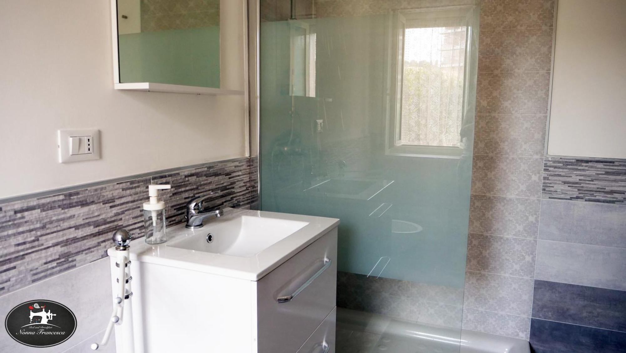 Double Room Private Bathroom