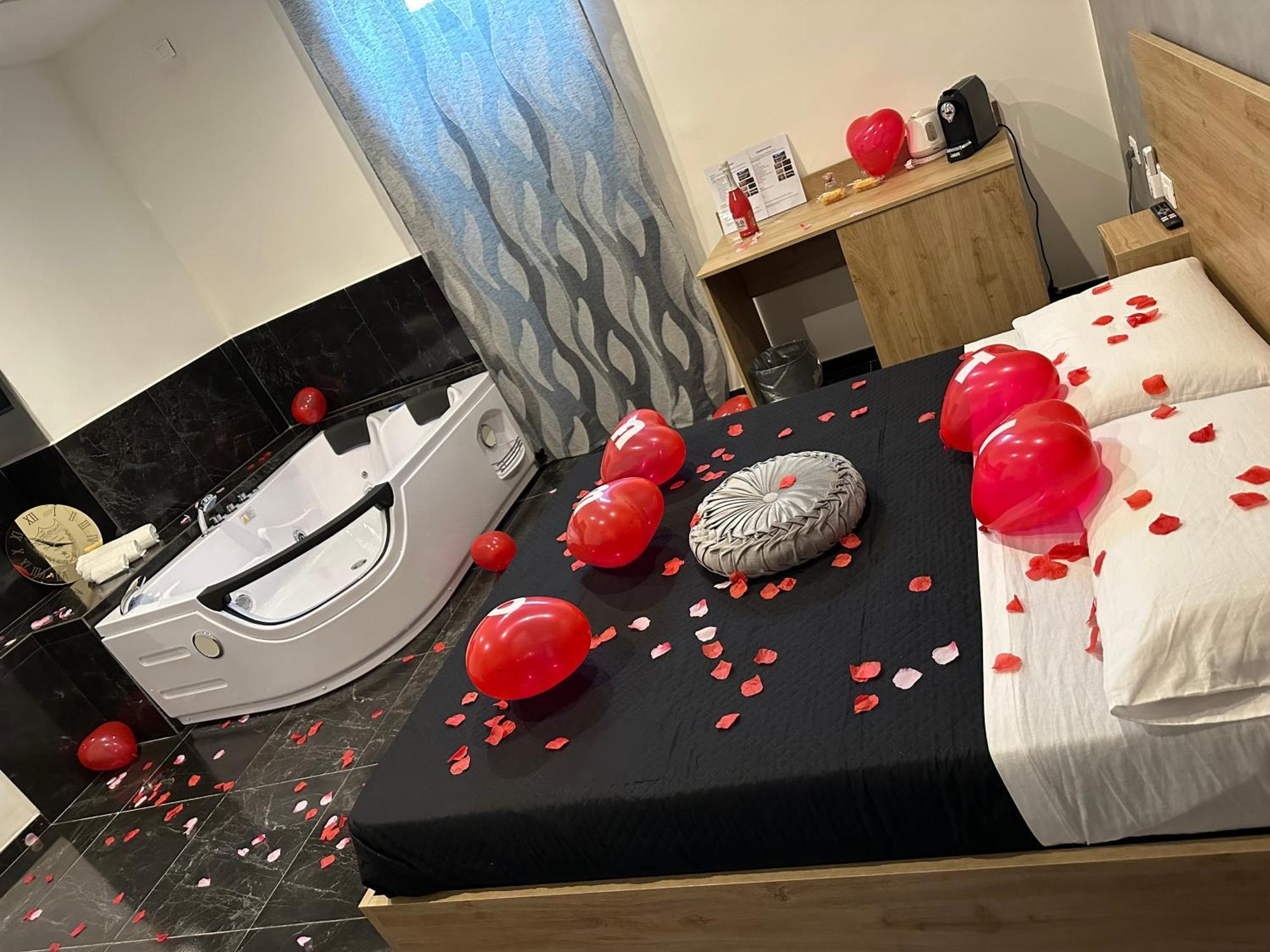 Queen Room Spa Bath