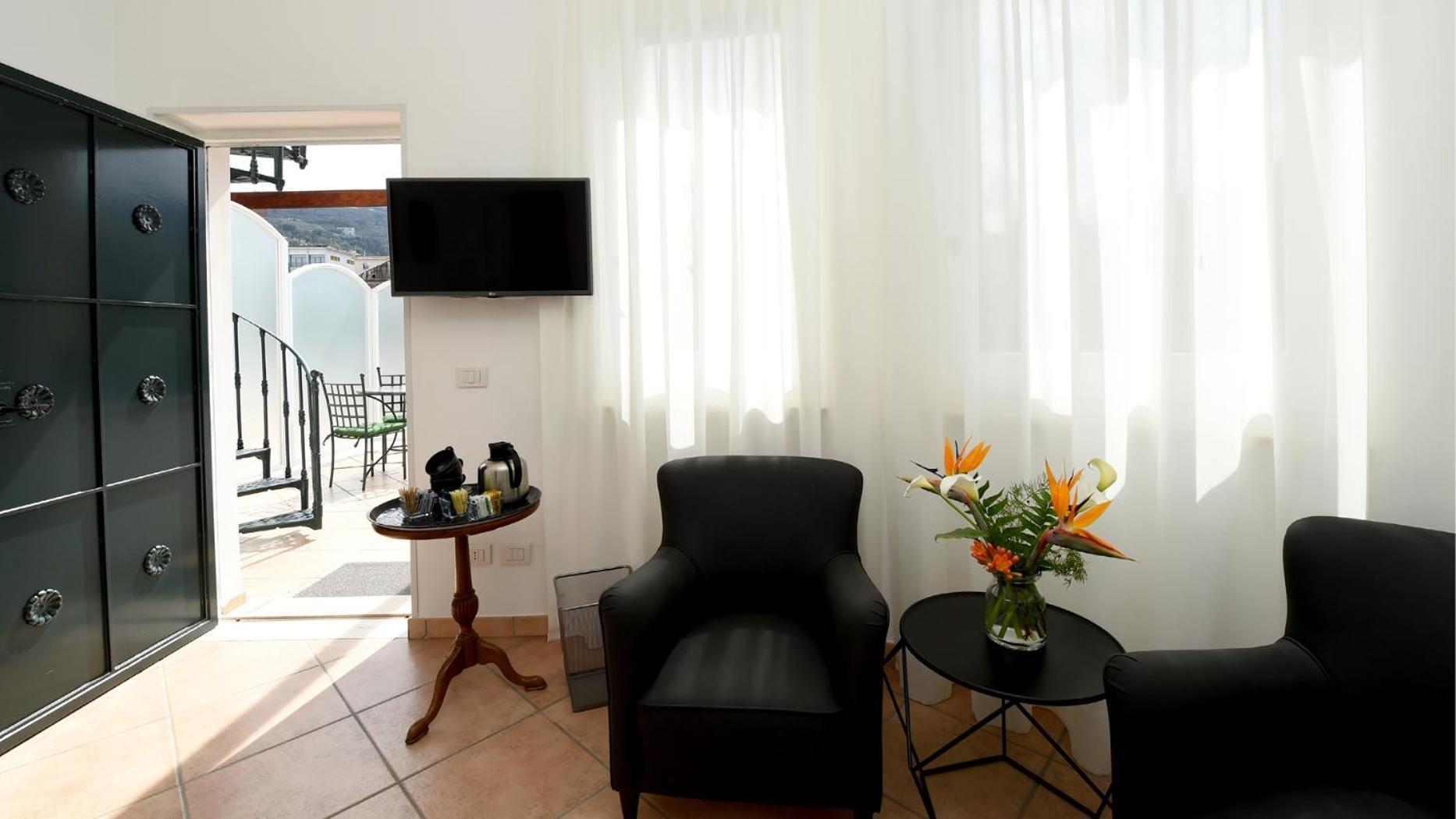 Triple Room Terrace