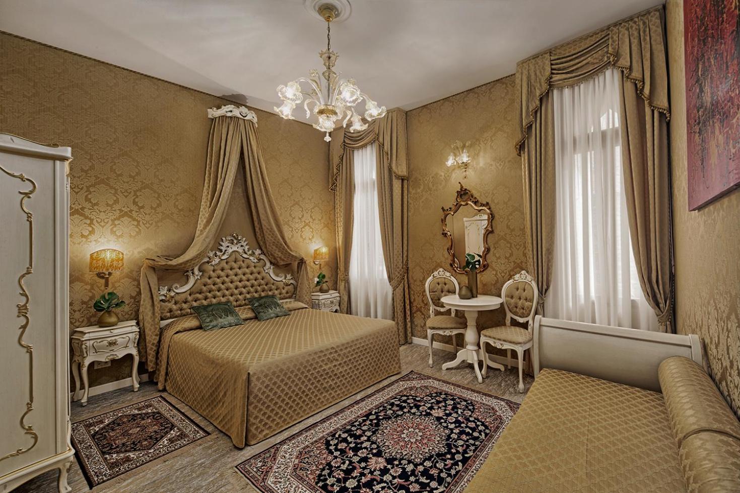 Double Room,666216654:JPEG
