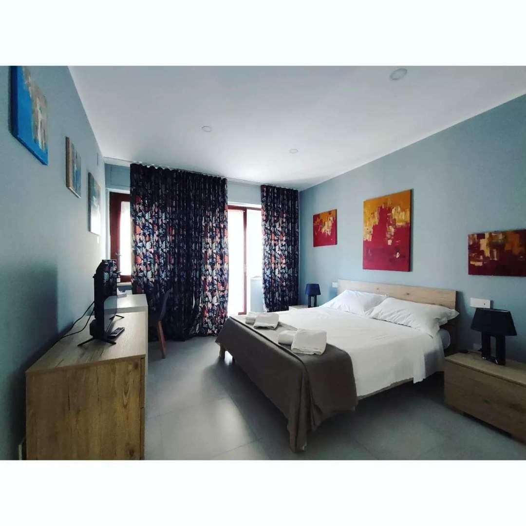 Queen Room Balcony