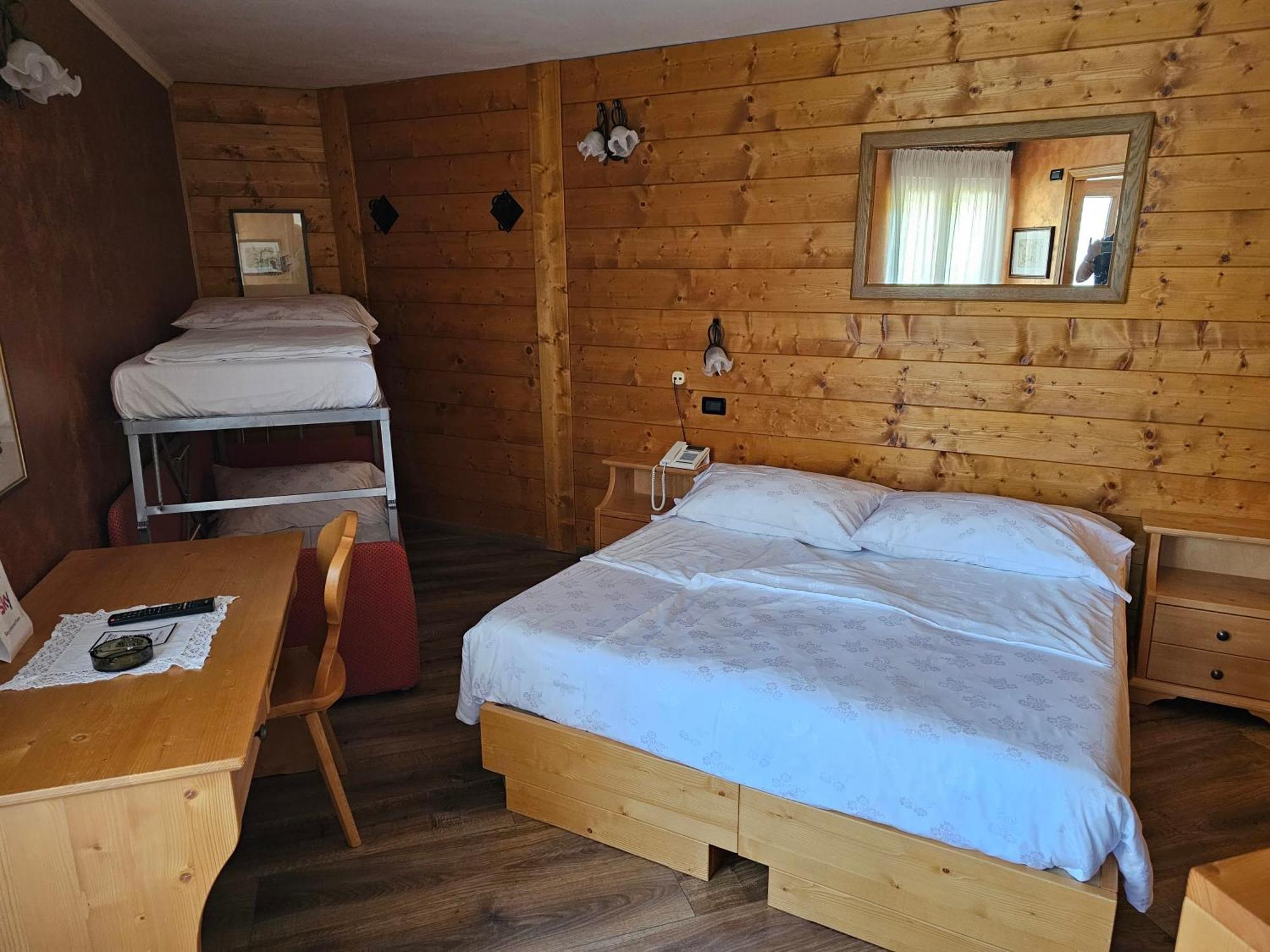 Quadruple Room Mountain View