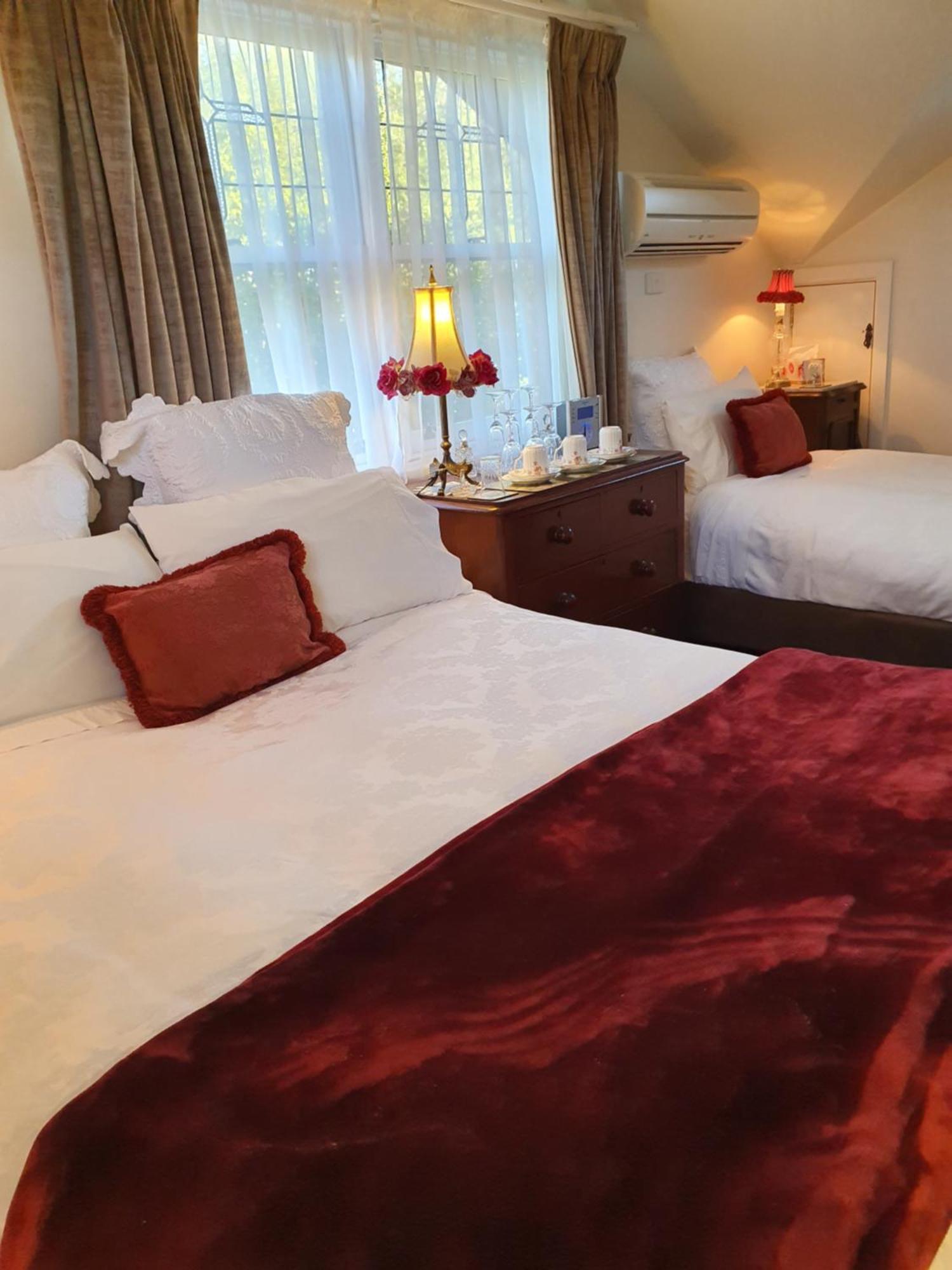Triple Room with Private Bathroom