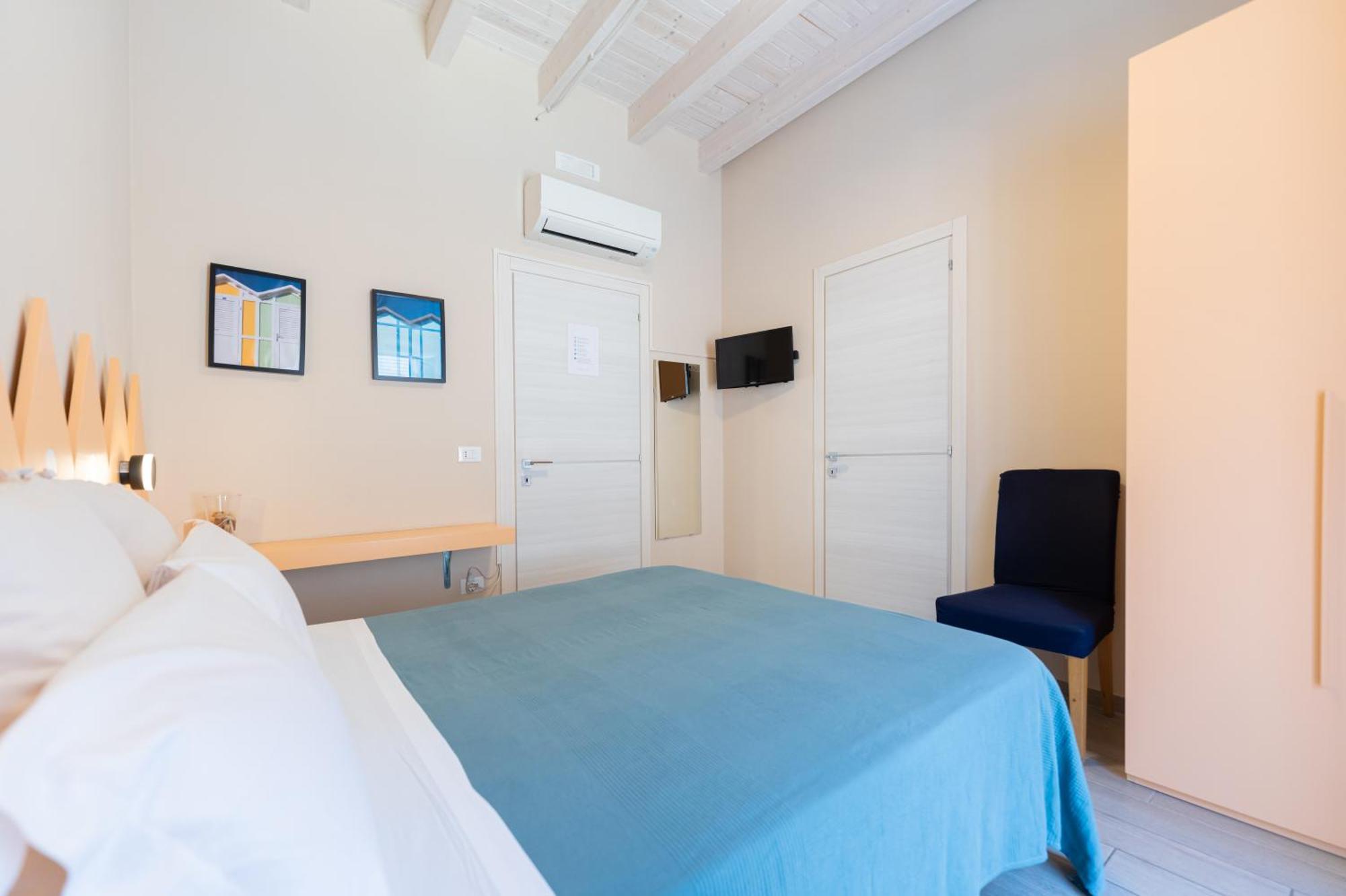 Double Room Private Bathroom