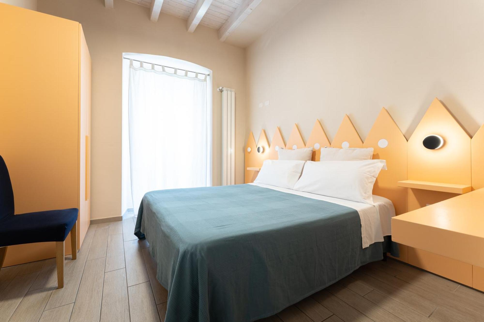 Double Room Private Bathroom