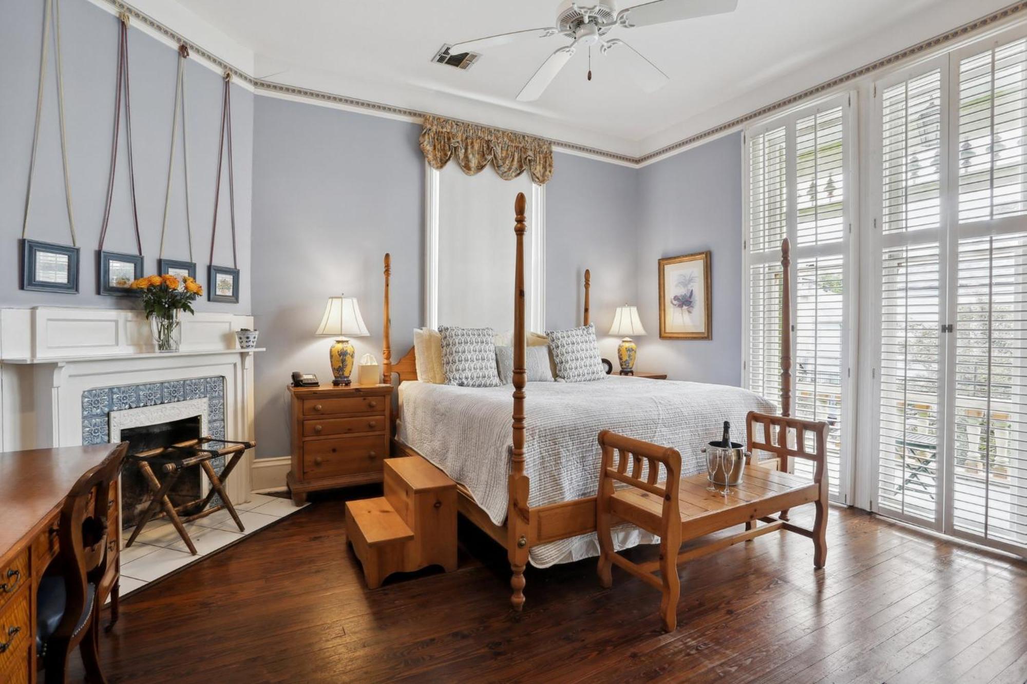Superior King Room Balcony