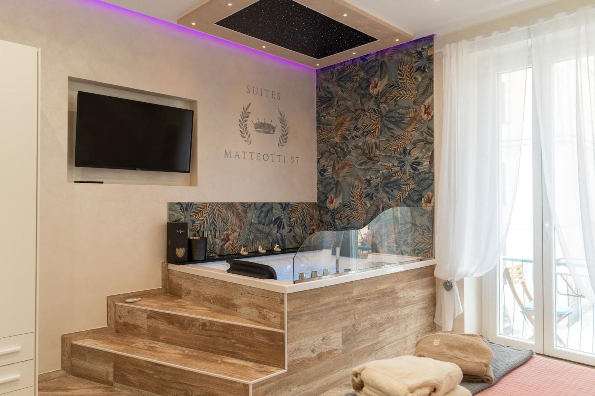 Deluxe Double Room Bath