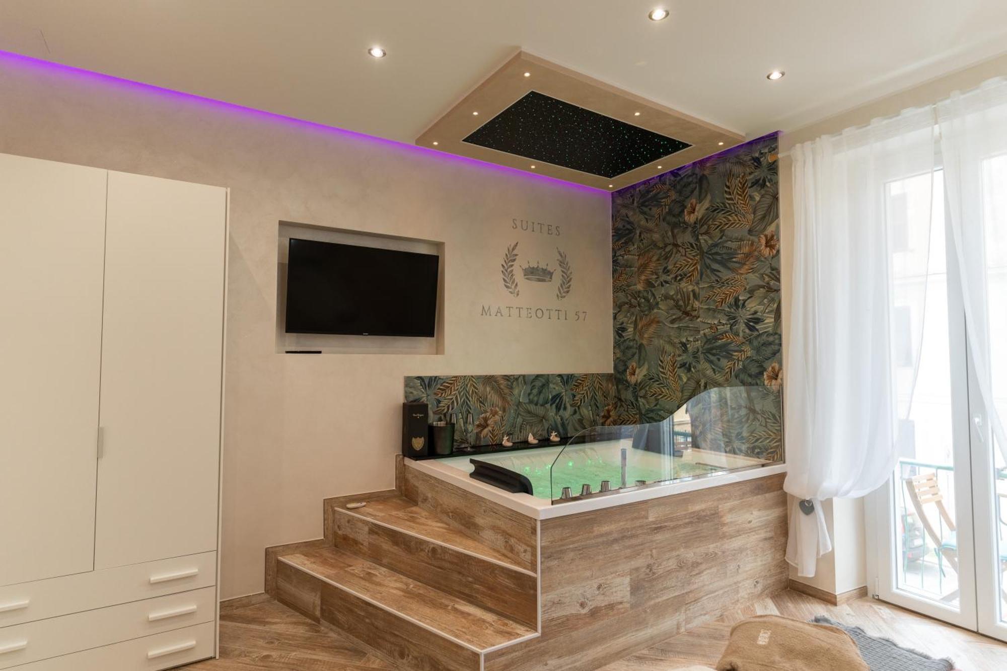 Deluxe Double Room Bath