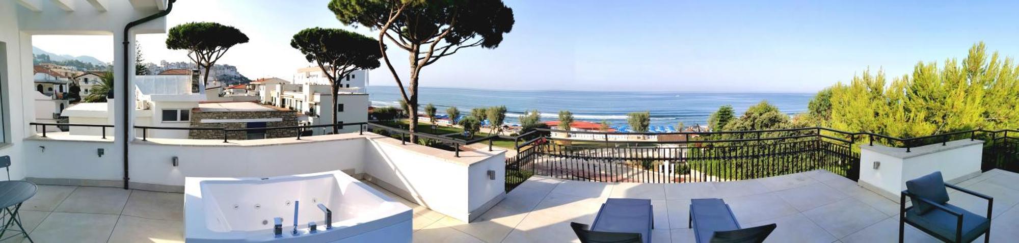 King Suite Sea View