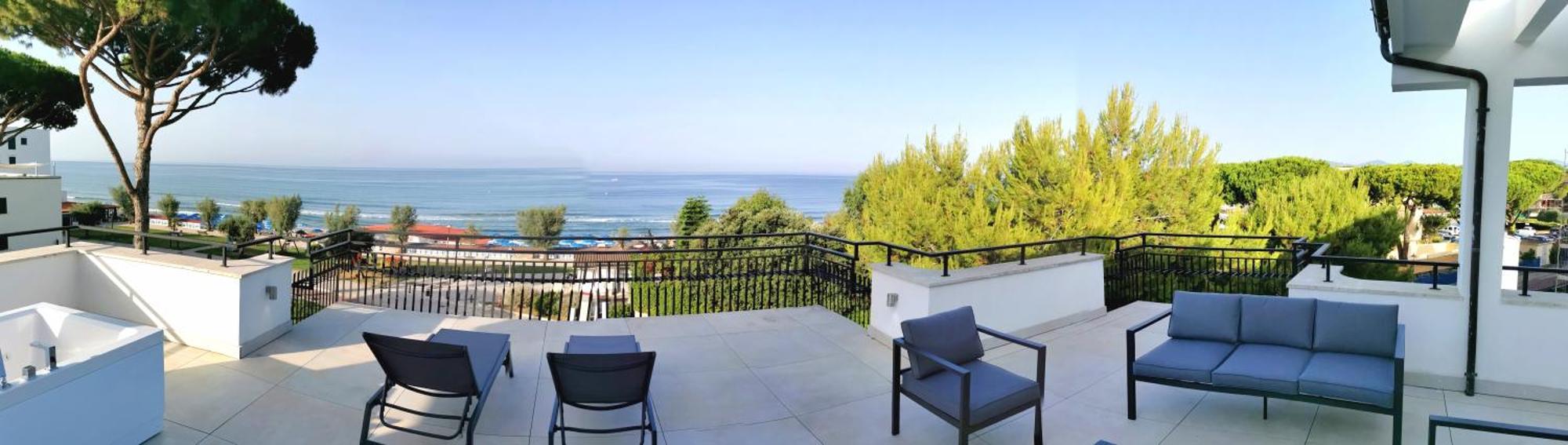 King Suite Sea View
