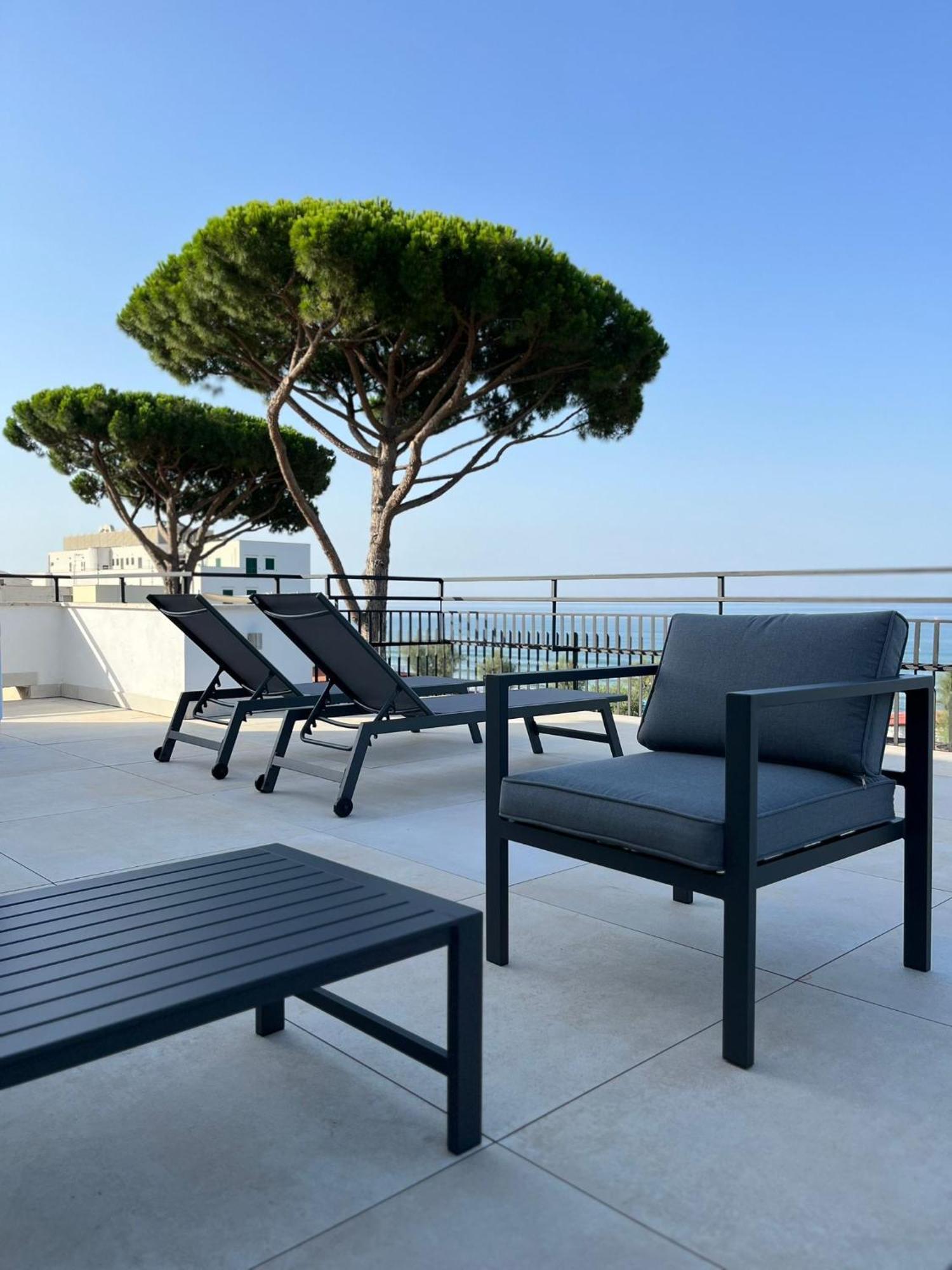 King Suite Sea View