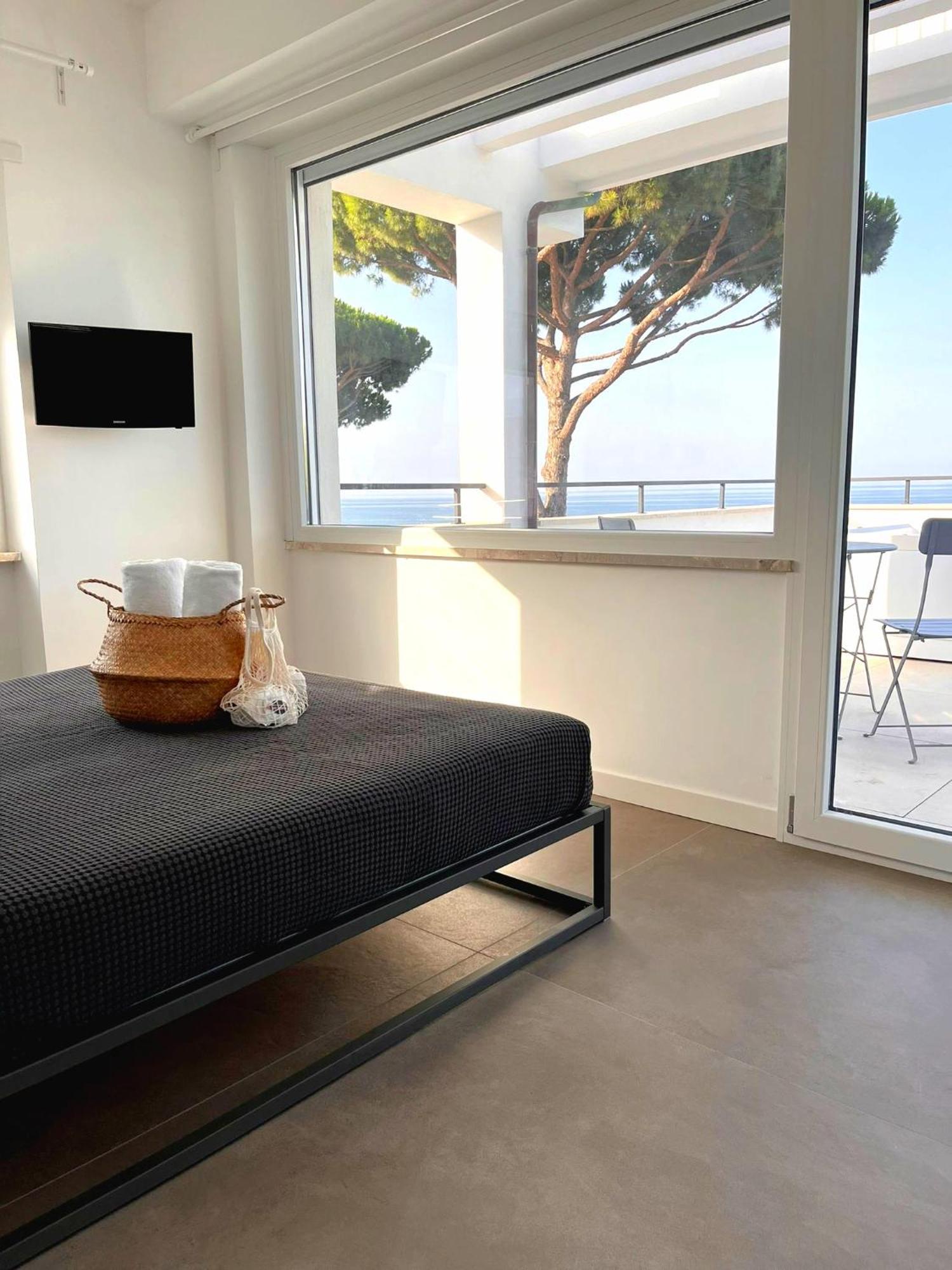 King Suite Sea View