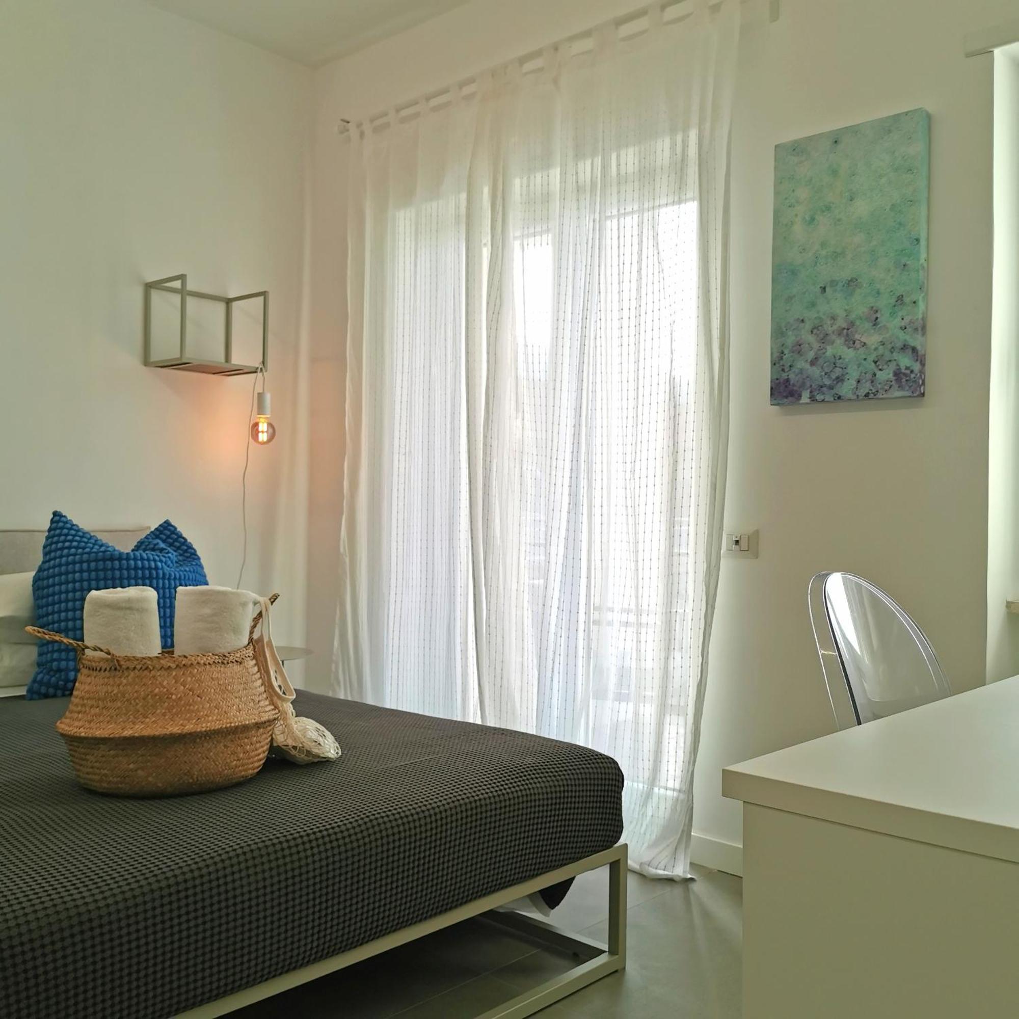 Deluxe Double Room Side Sea View