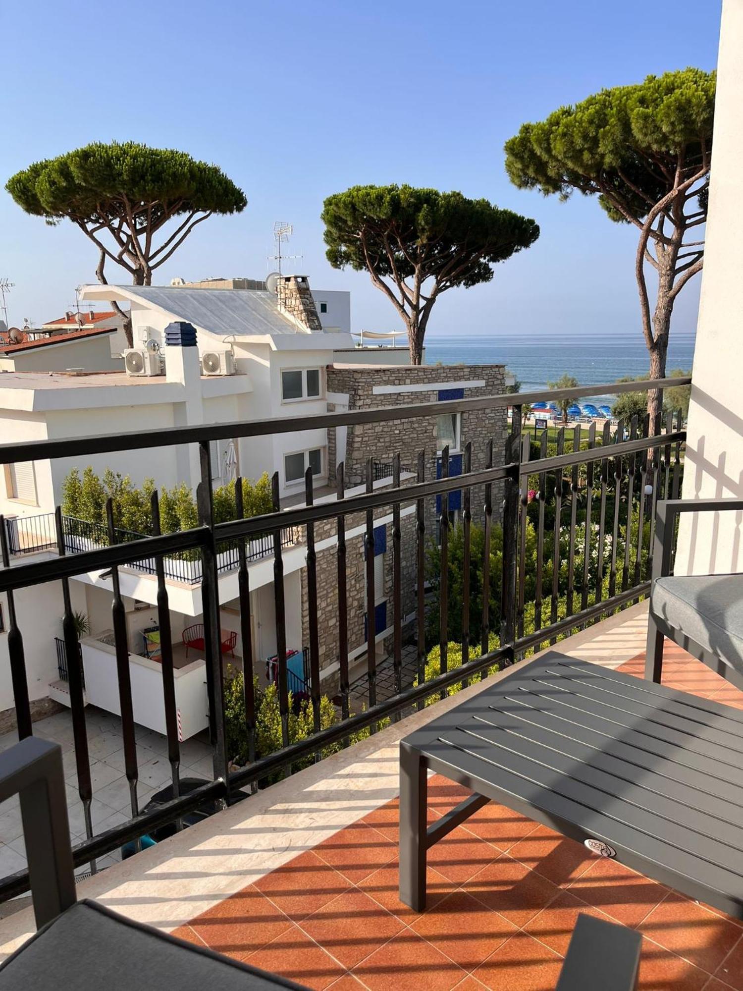 Deluxe Double Room Side Sea View
