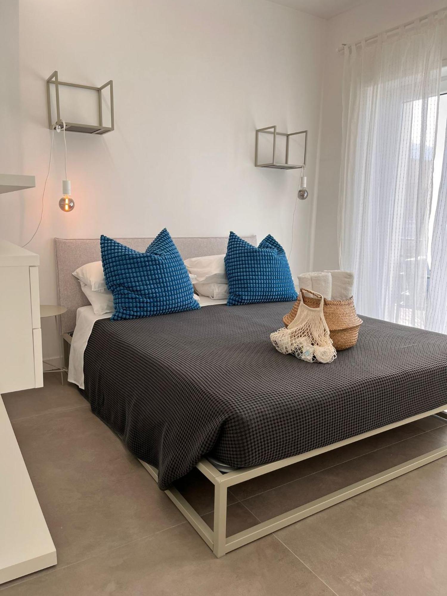 Deluxe Double Room Side Sea View
