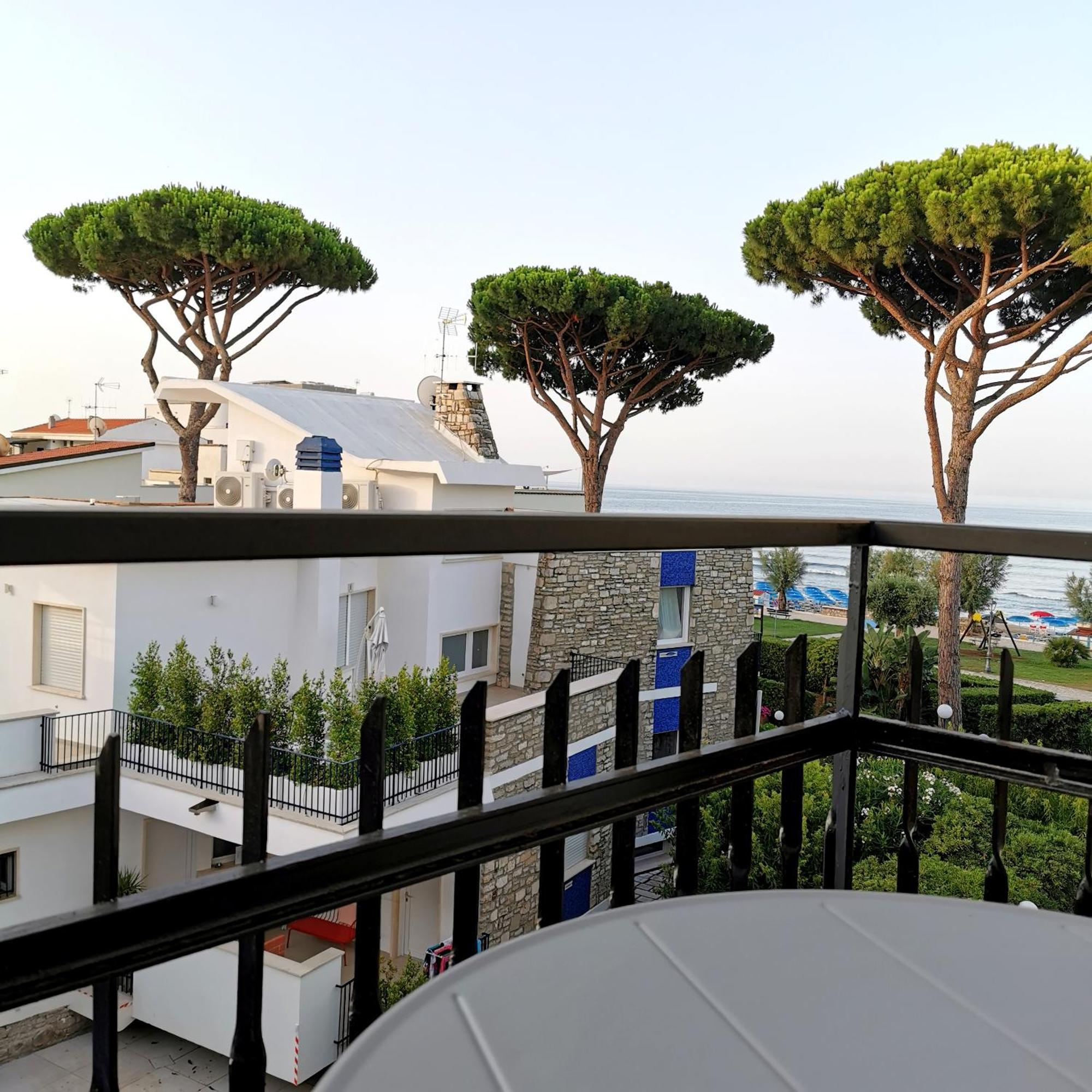 Deluxe Double Room Side Sea View