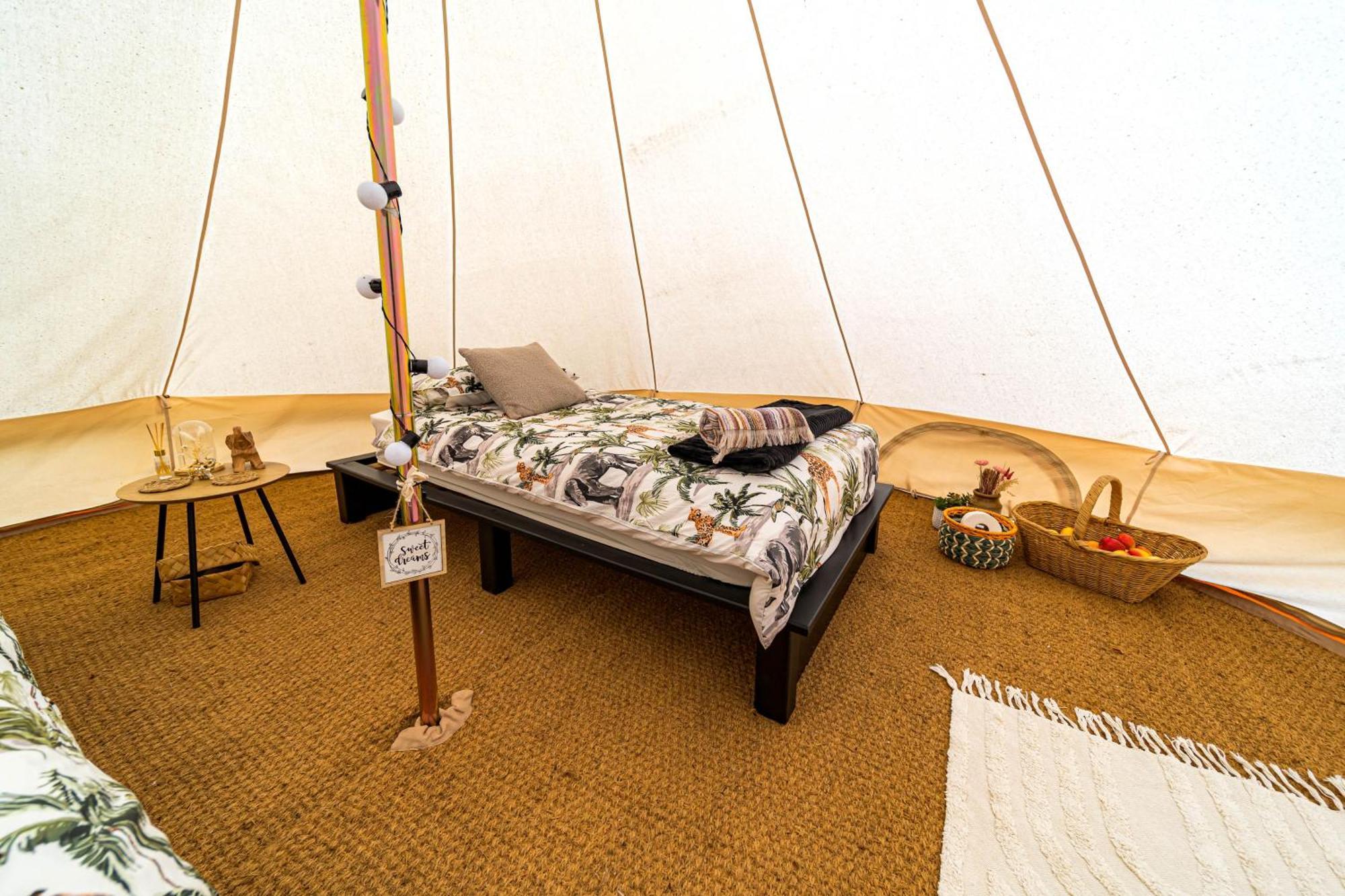 Tent,1556748346:JPEG