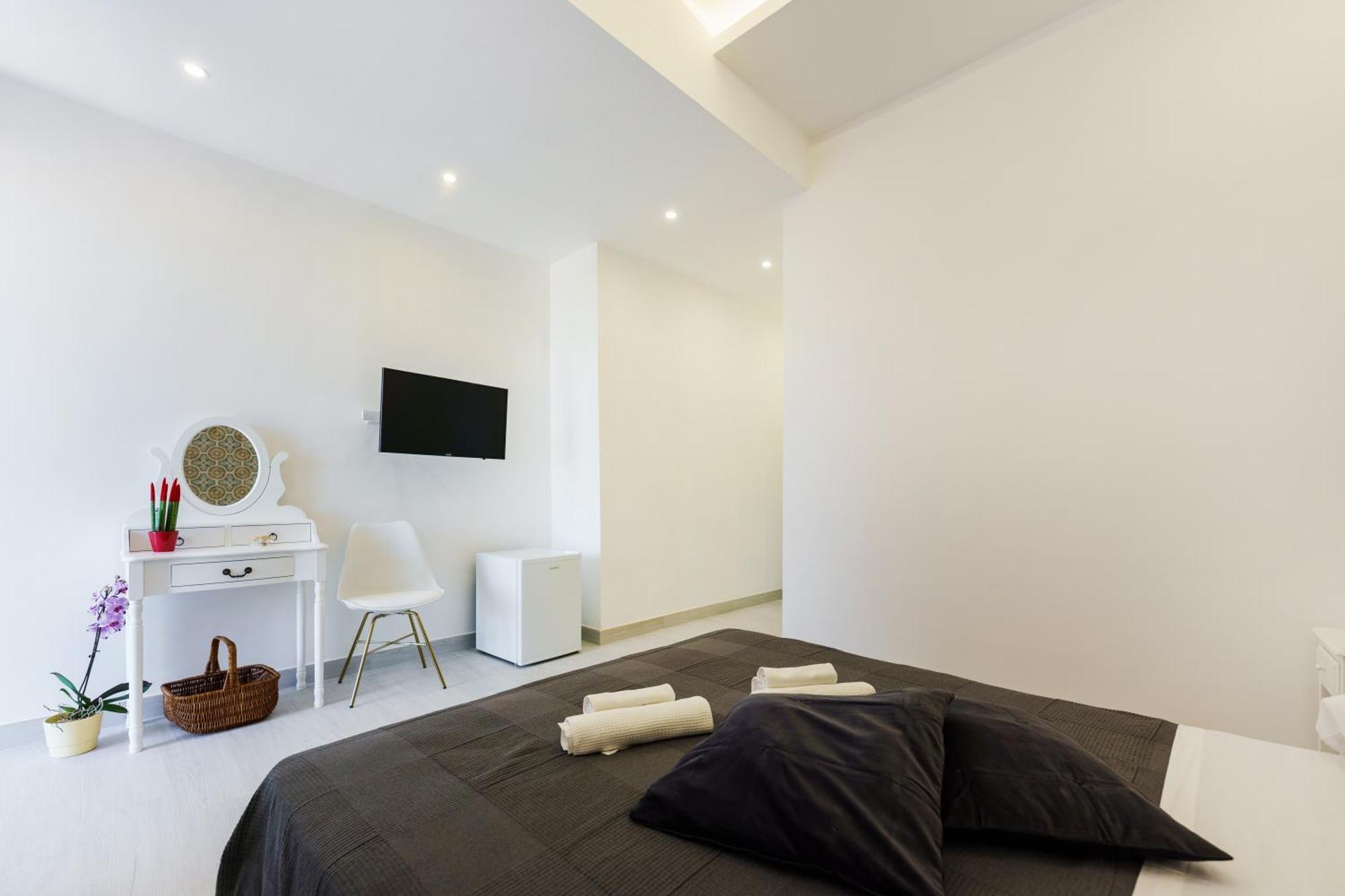 Large Double Room
