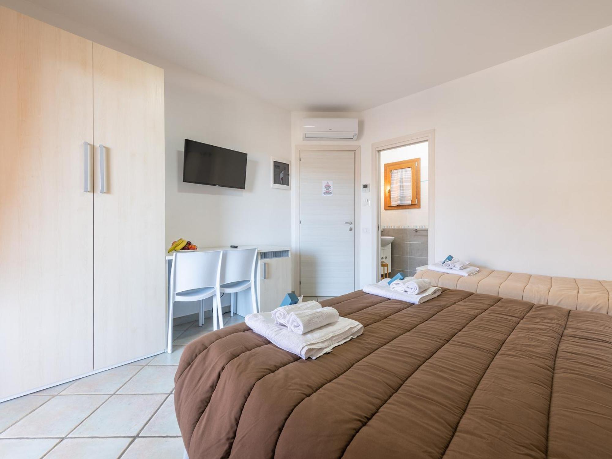 Deluxe Double Room Extra Bed Balcony