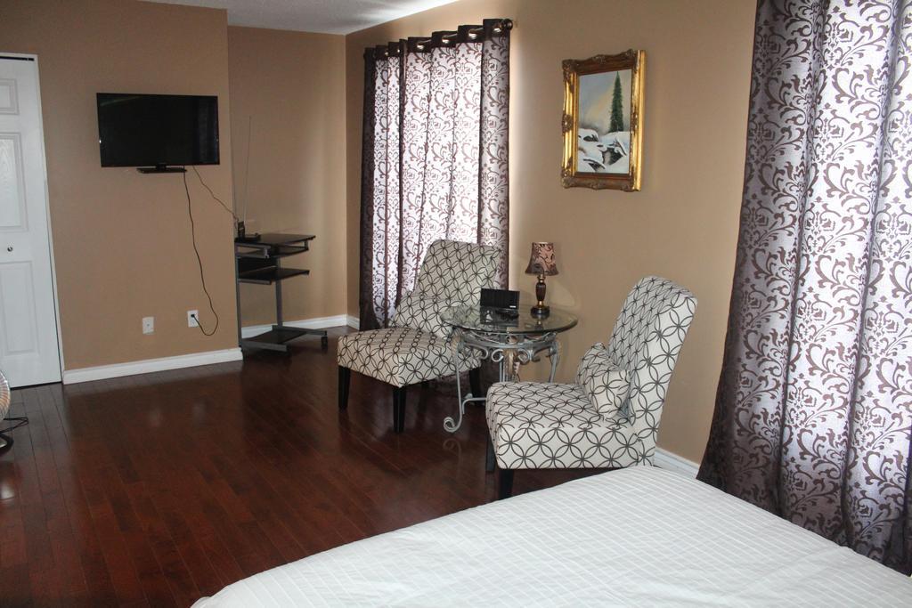 Queen Suite