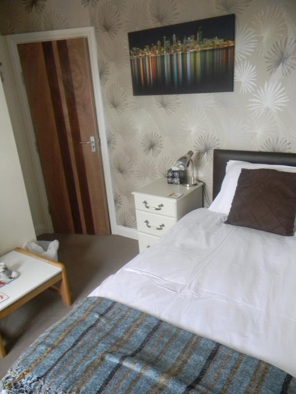 Single Room with Private Bathroom