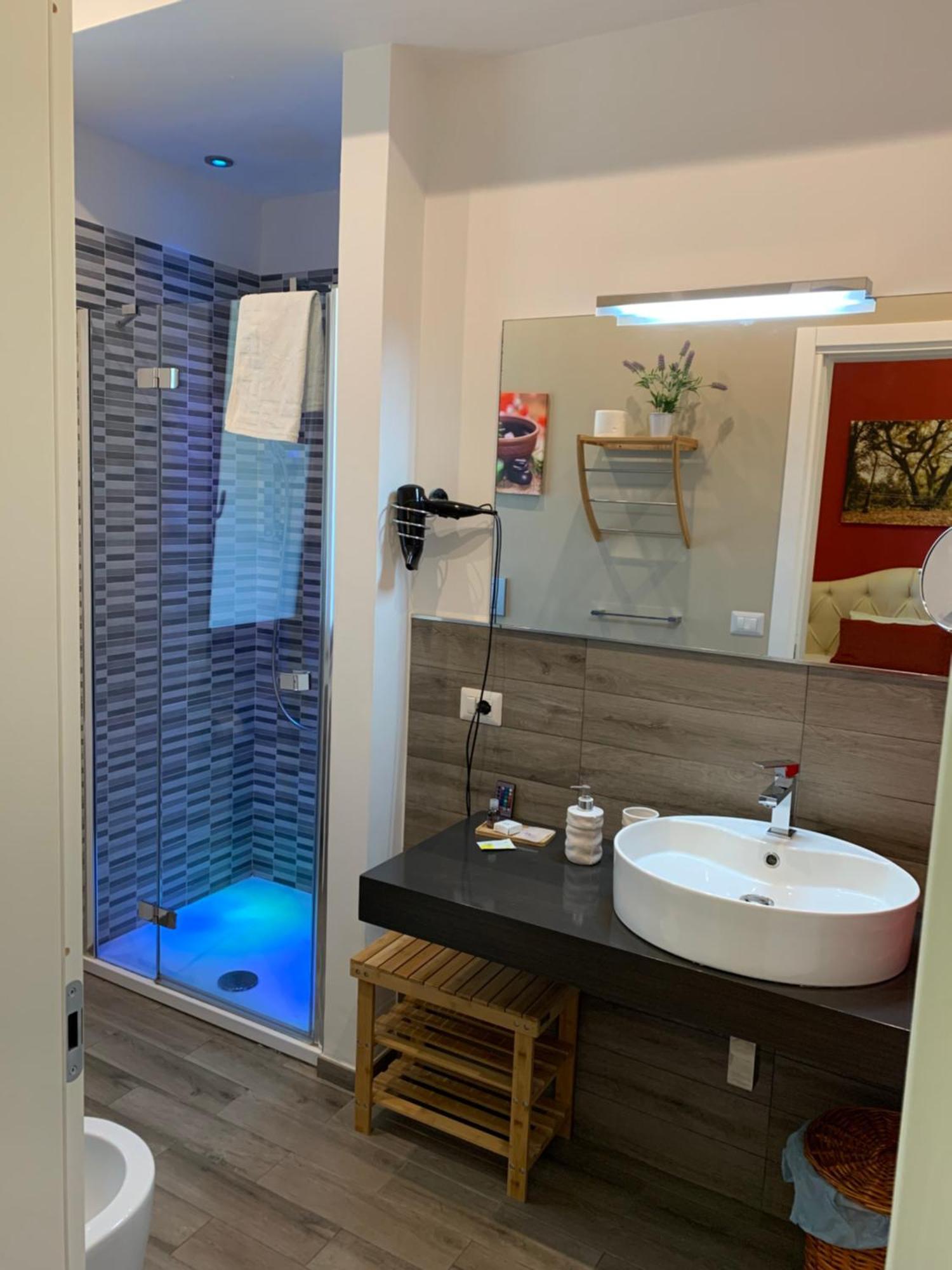 Double Room Private Bathroom