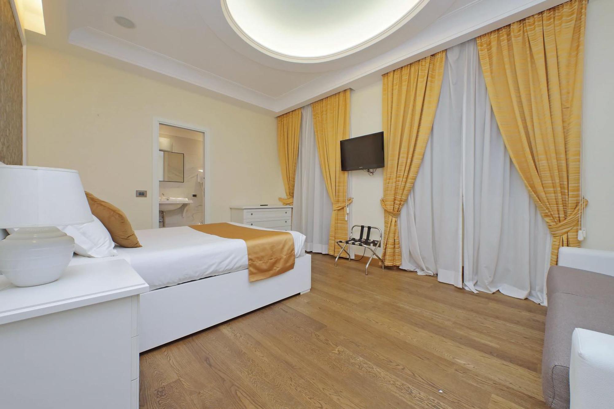 Queen Room