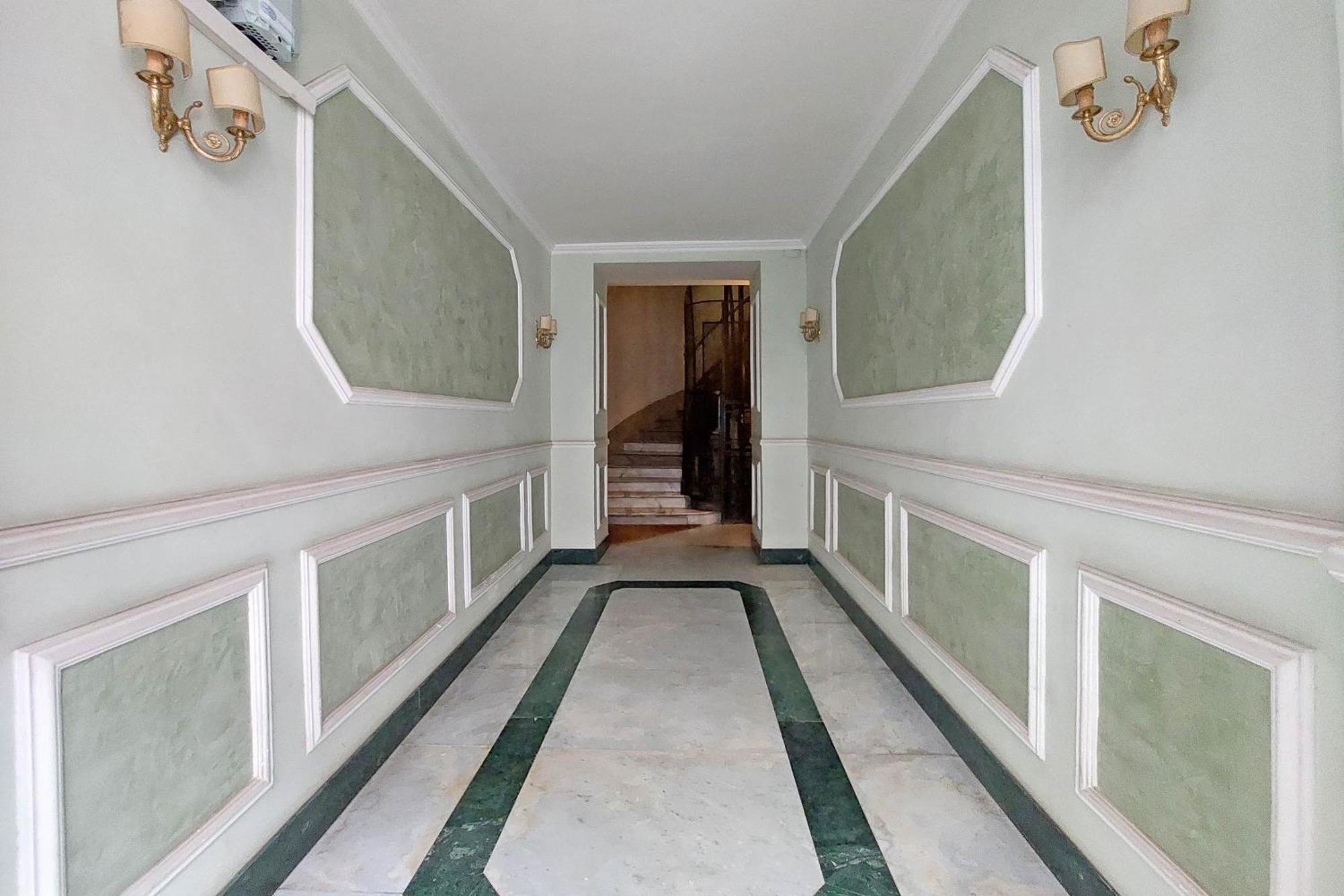 Double or Twin Room Private Bathroom