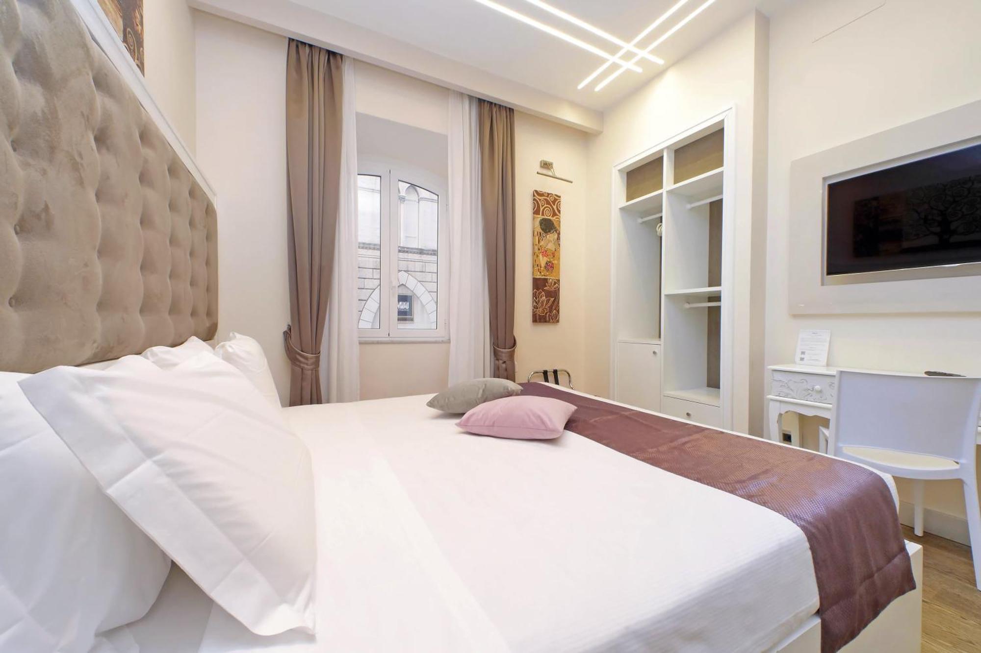 Quadruple Room Private Bathroom