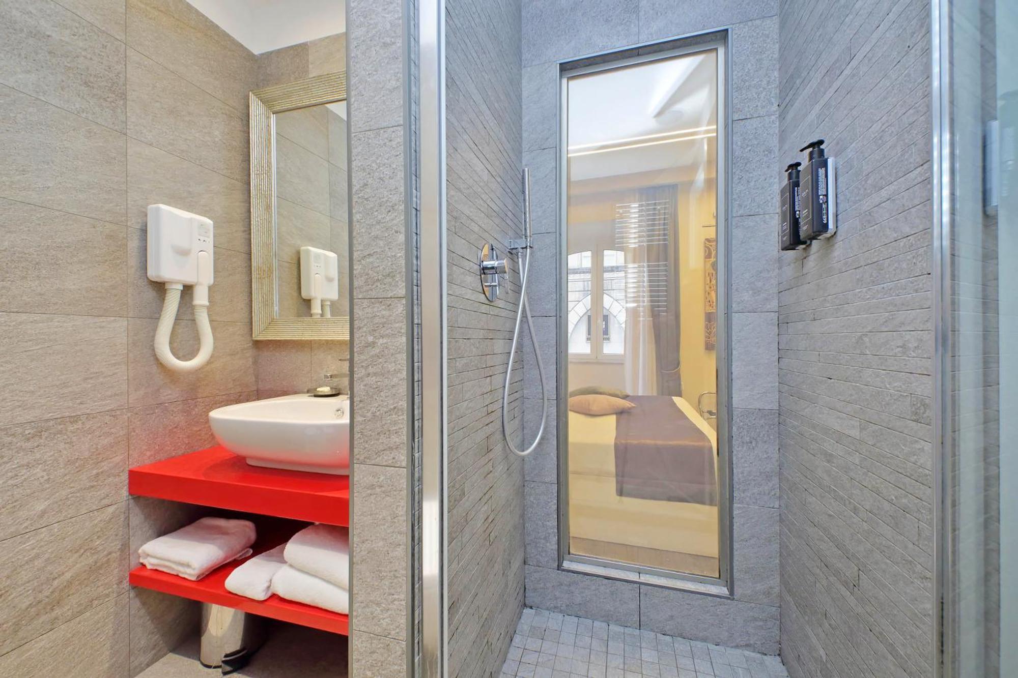 Quadruple Room Private Bathroom