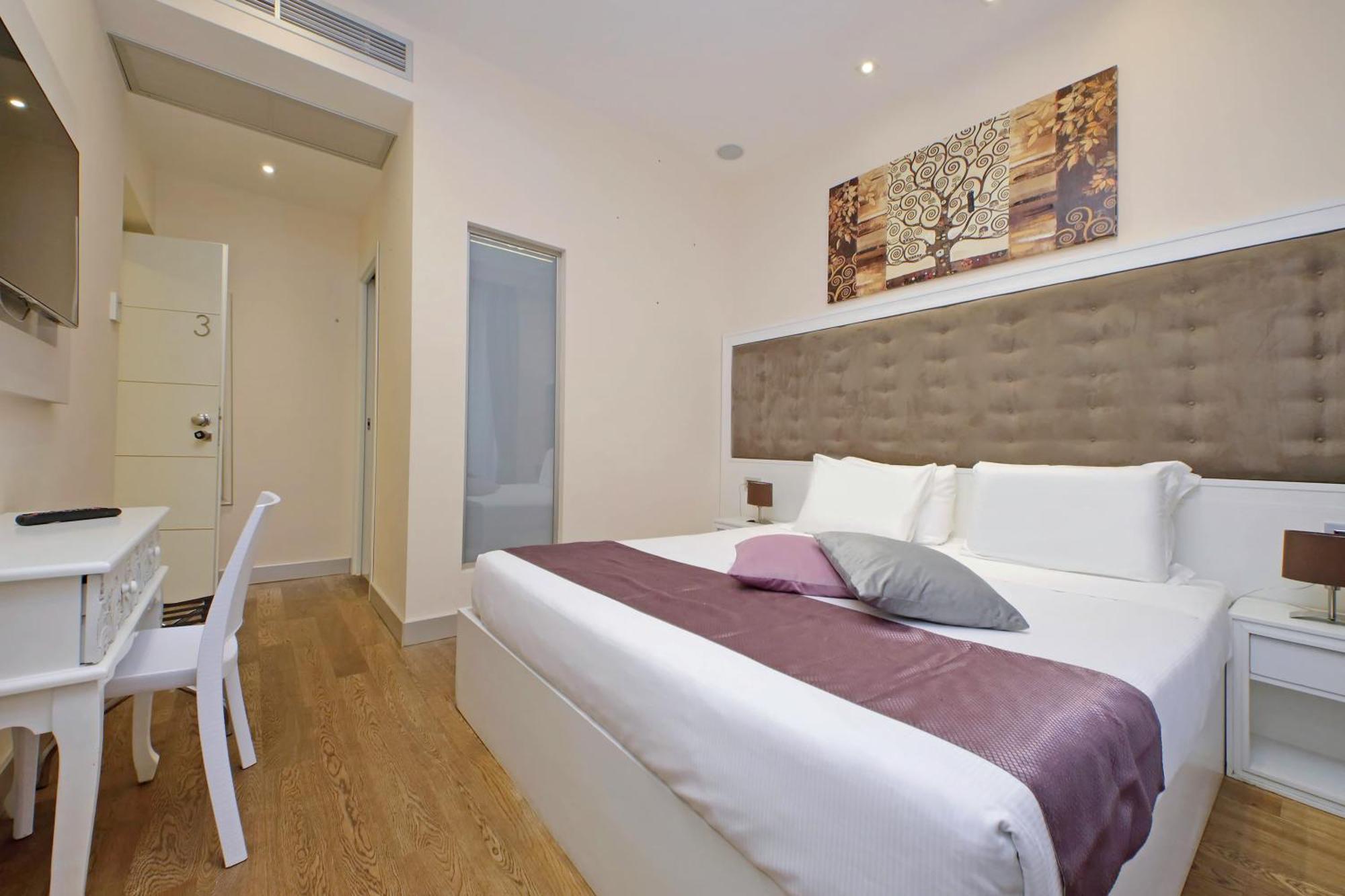 Quadruple Room Private Bathroom
