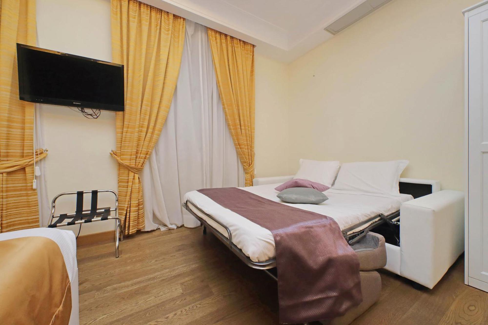 Queen Room