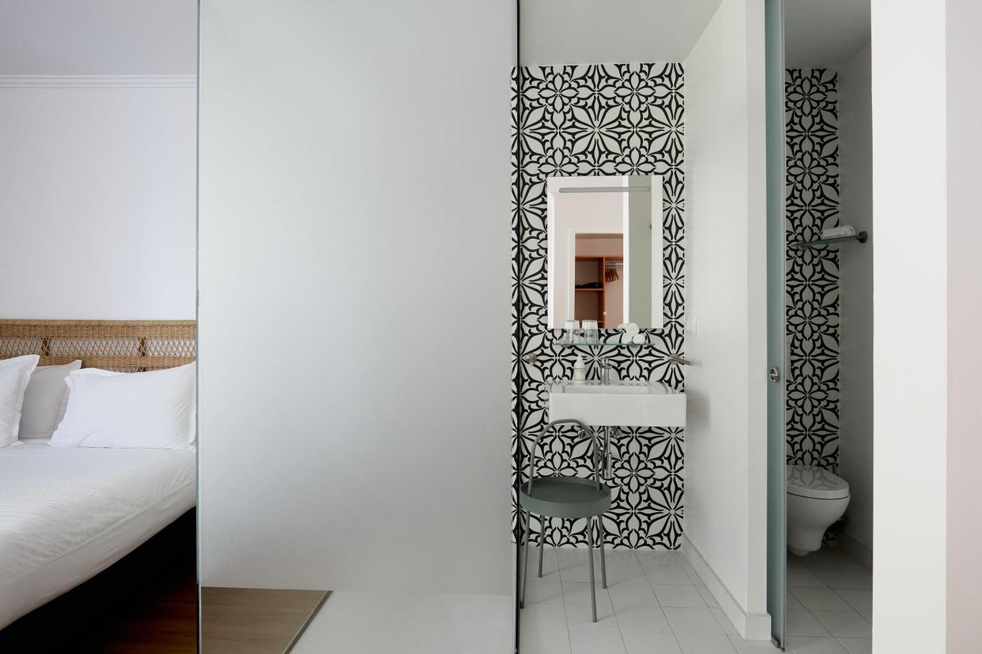 King Room with Pool View